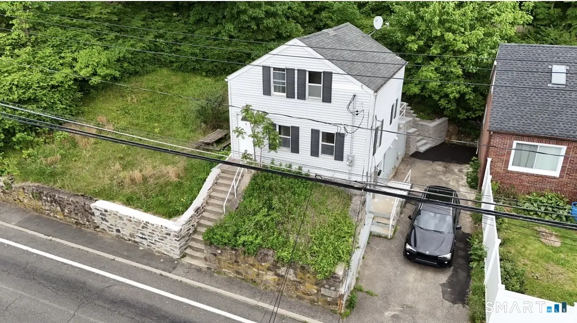 54 Buckingham Street, Watertown