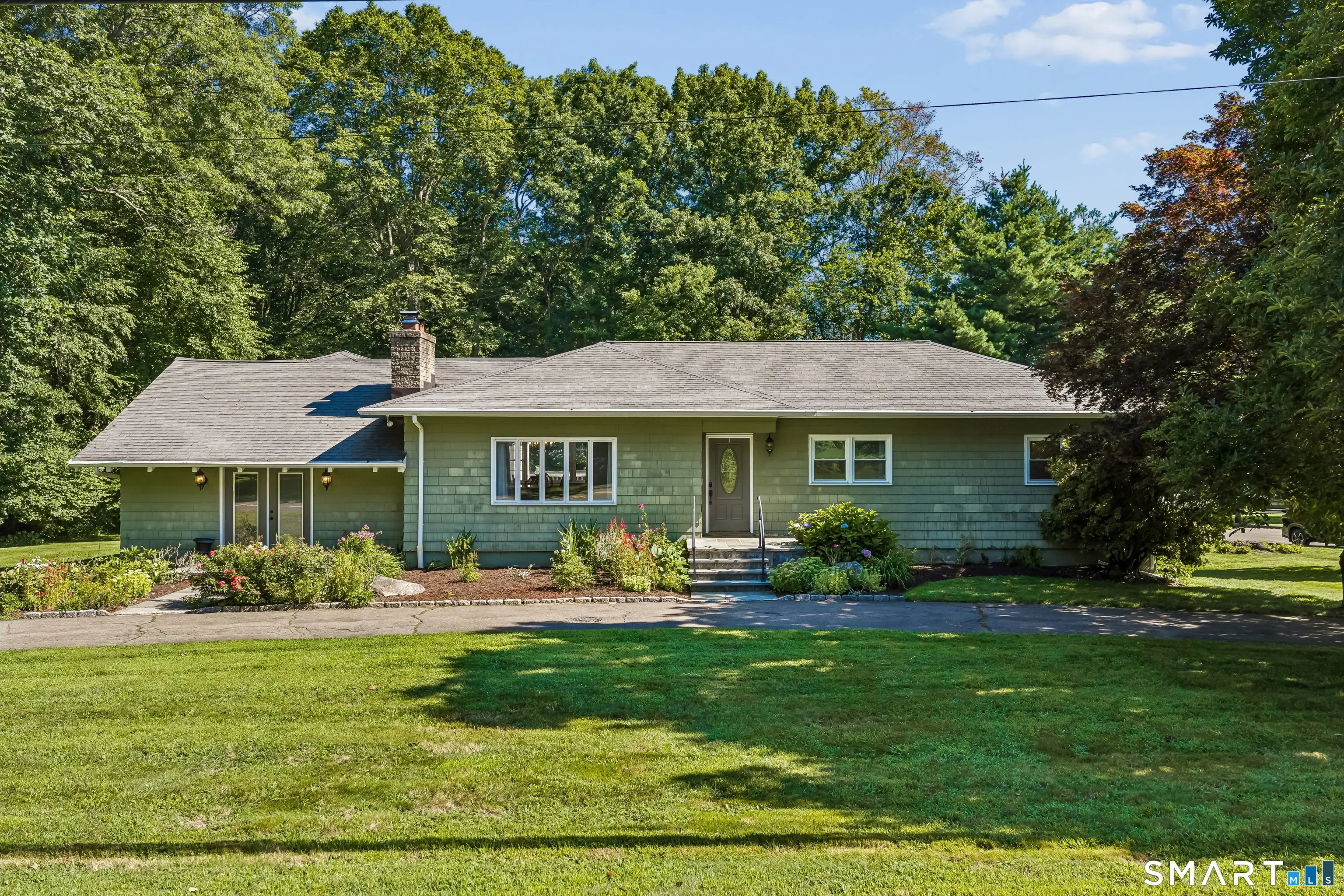 41 Federal Road, Shelton
