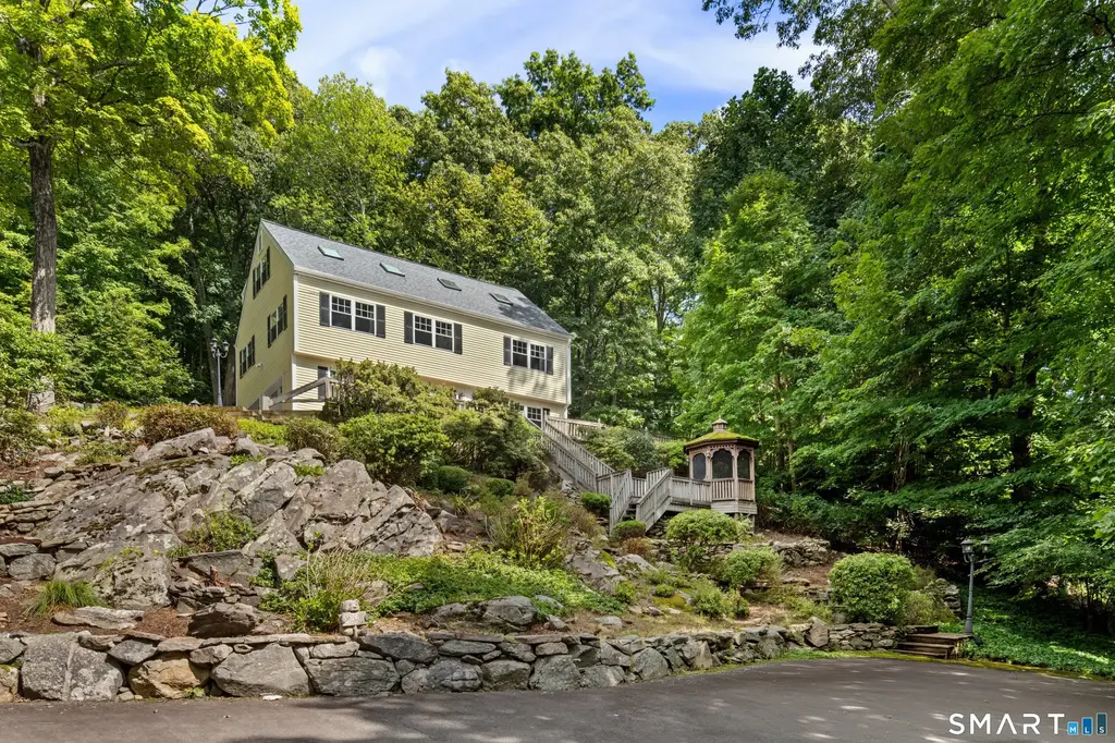 56 Whippoorwill Road, Bethel
