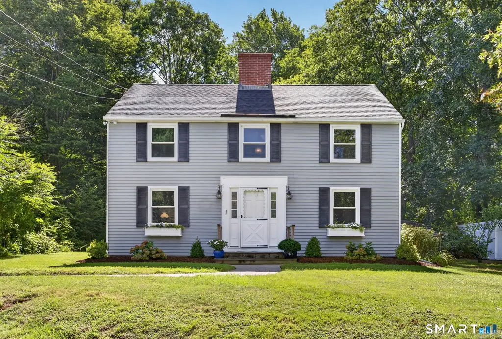 18 Orchard Heights Road, Essex