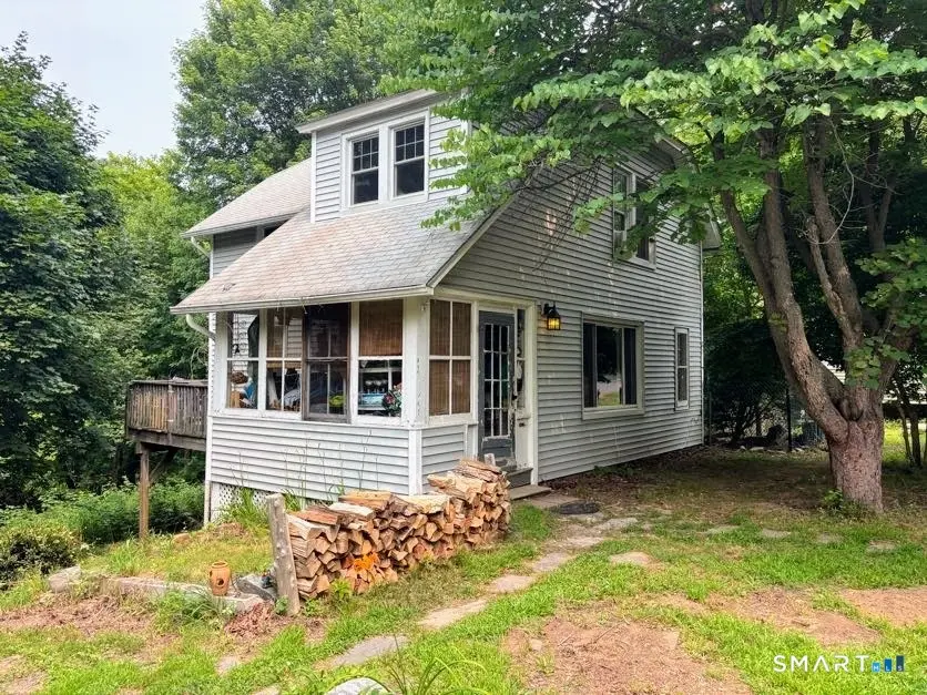 17+21 Winter Avenue, Deep River