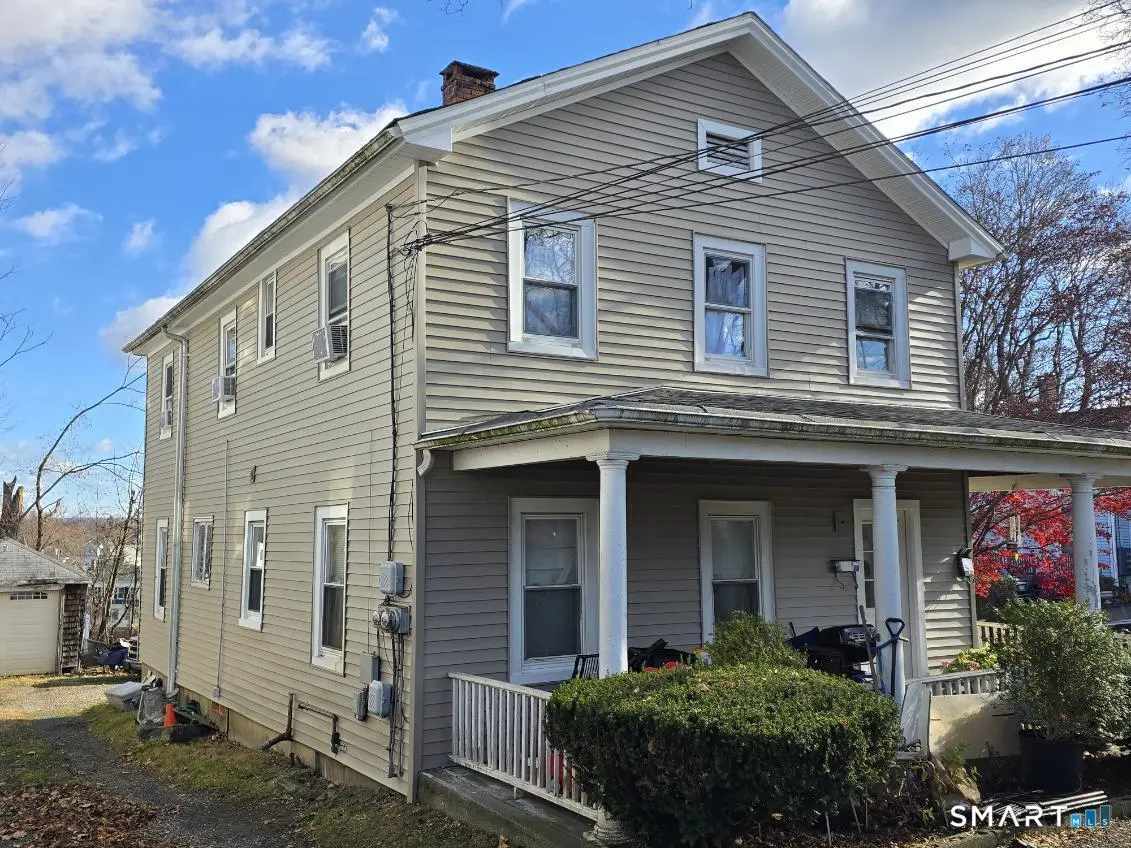 59 Pleasant Street, Danbury