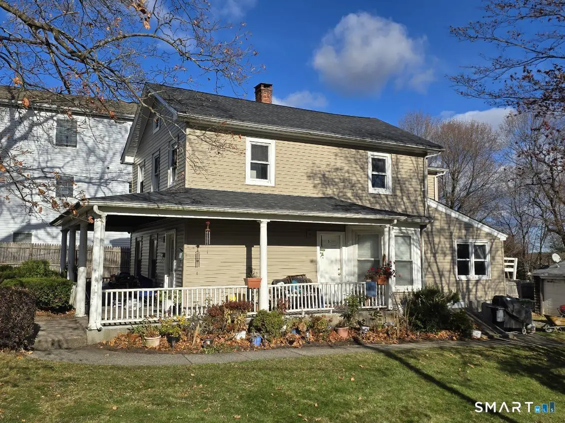 59 Pleasant Street, Danbury