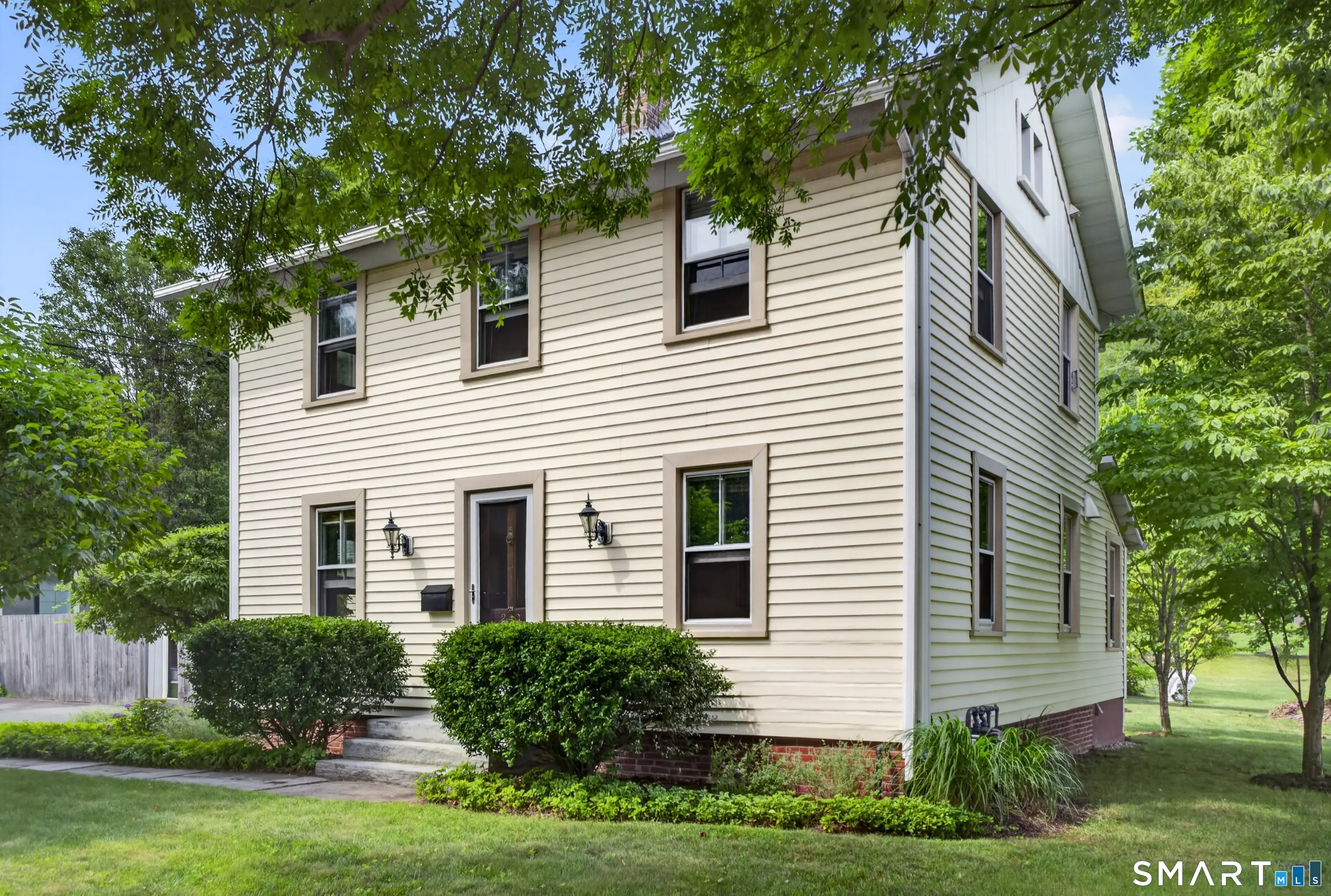 240 Main Street, Deep River