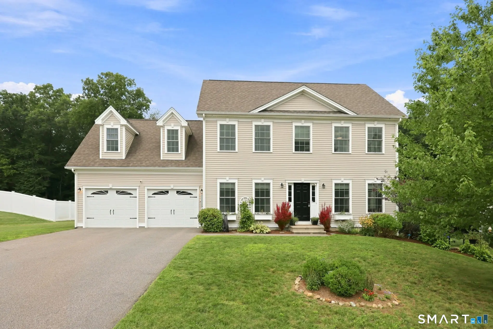 6 Tall Wood Drive, East Hampton
