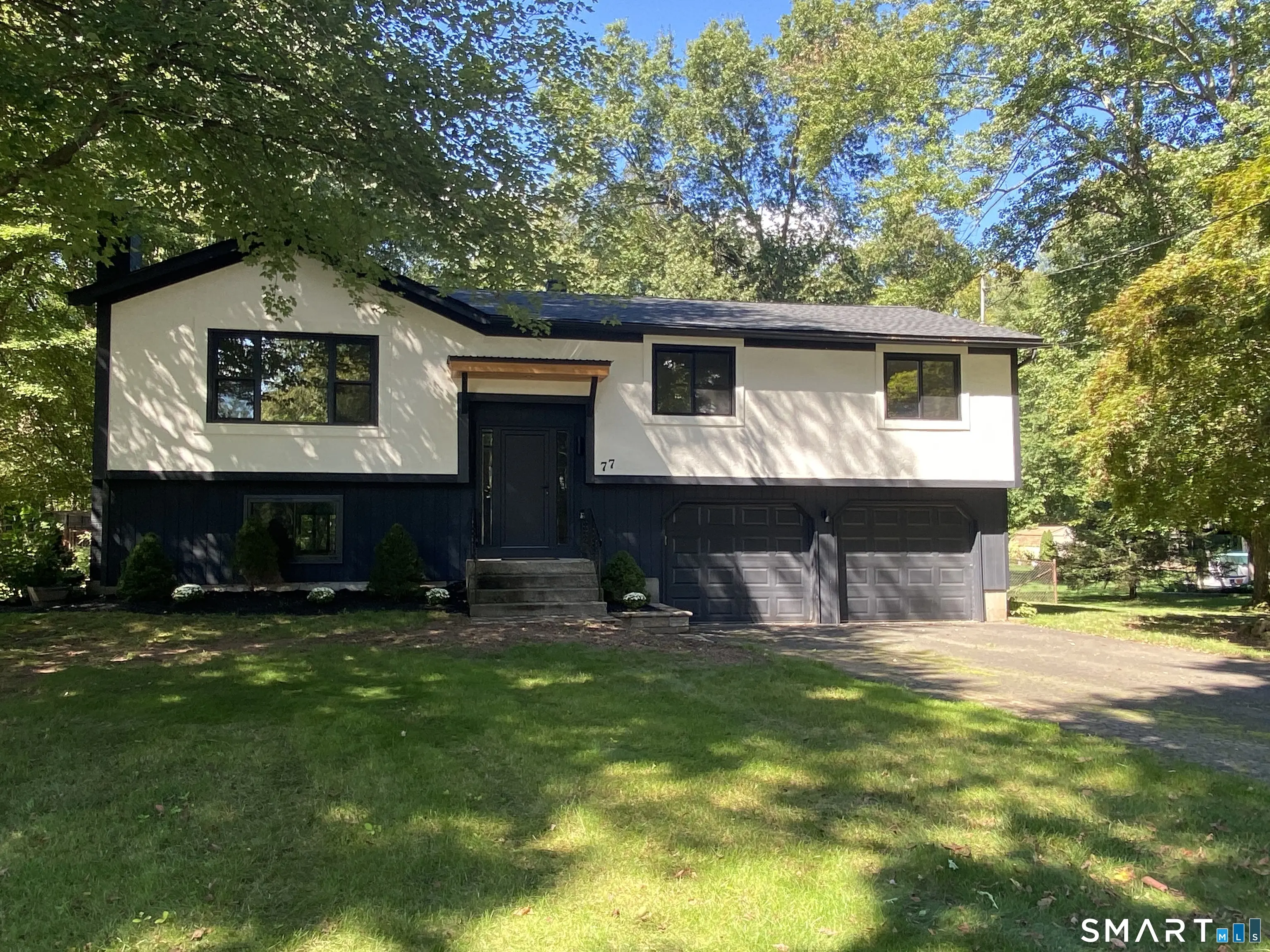 77 School House Road, Wallingford