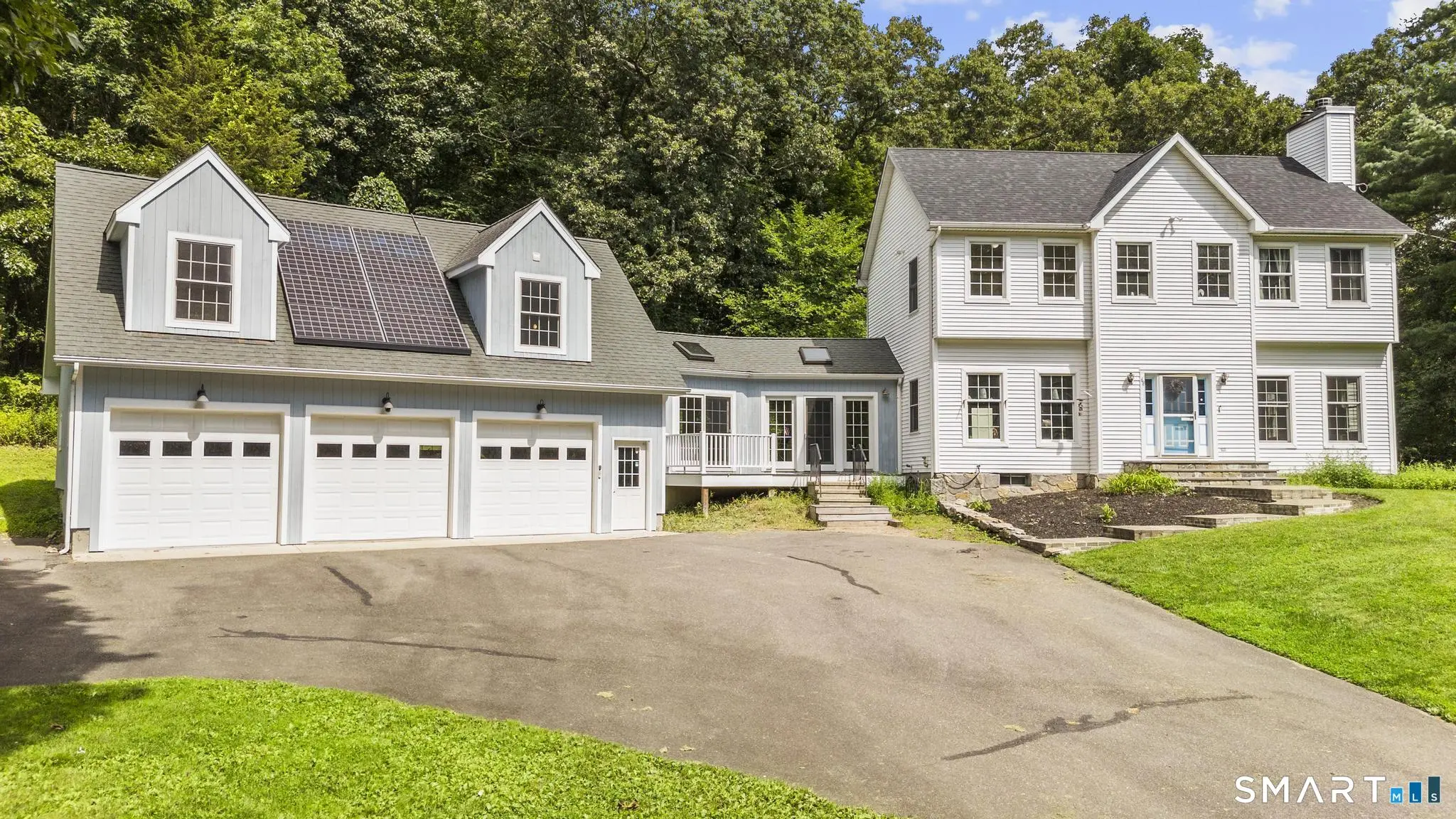 68 East Village Road, Monroe