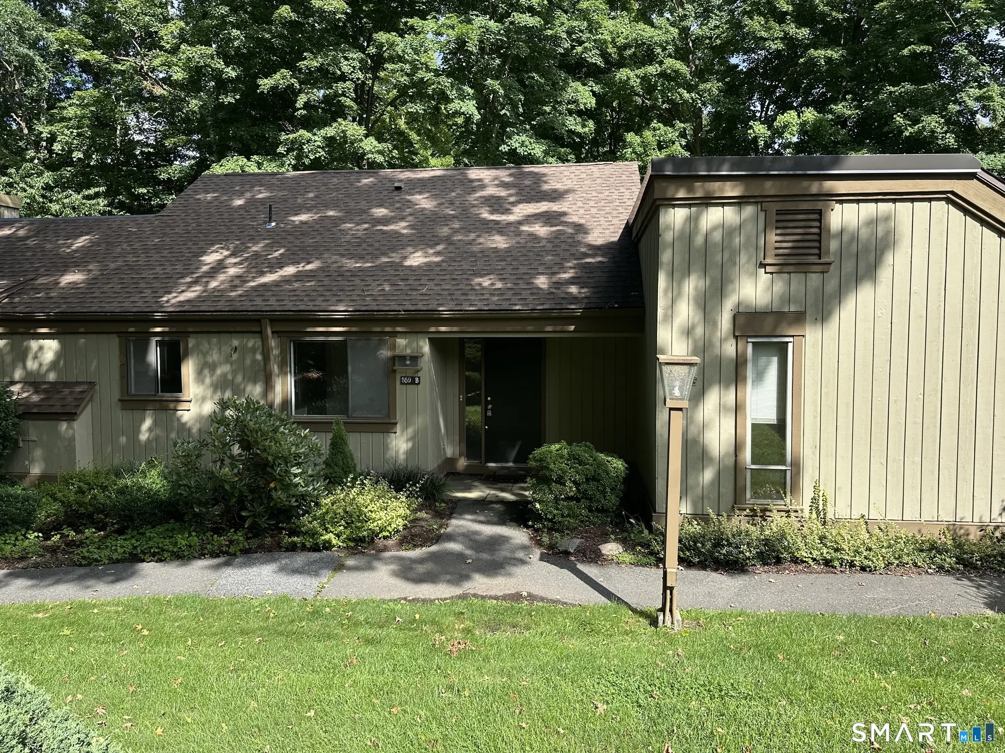 559 Heritage Village B, Southbury