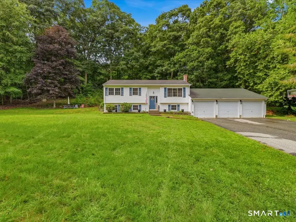 62 Edmond Road, Griswold