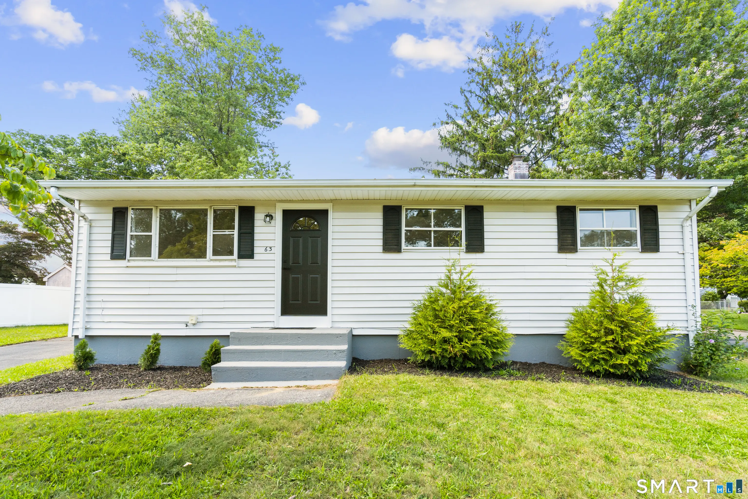 63 Eileen Road, West Haven