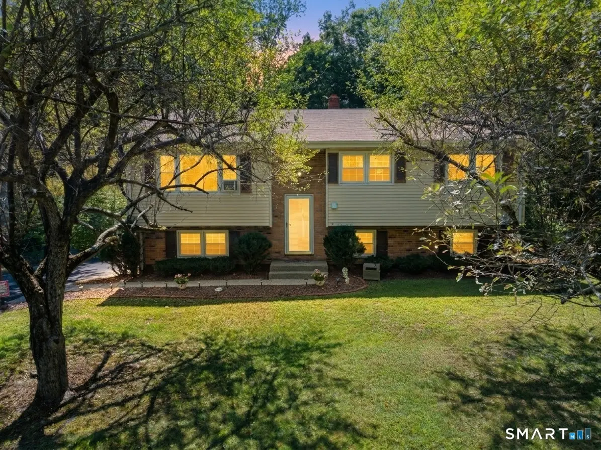 13 Polly Avenue, Killingly