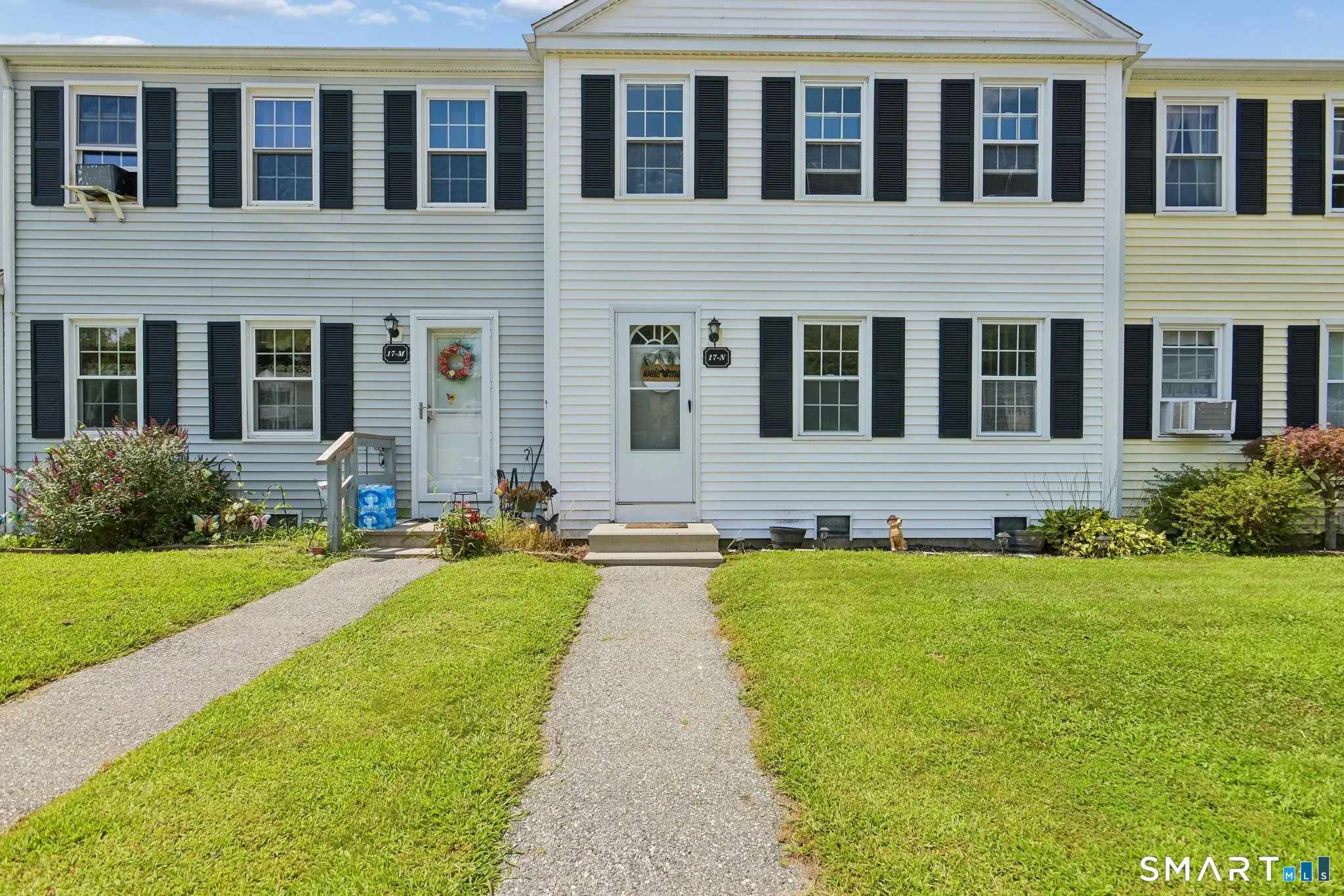 17 Lakeside Drive N, Ledyard