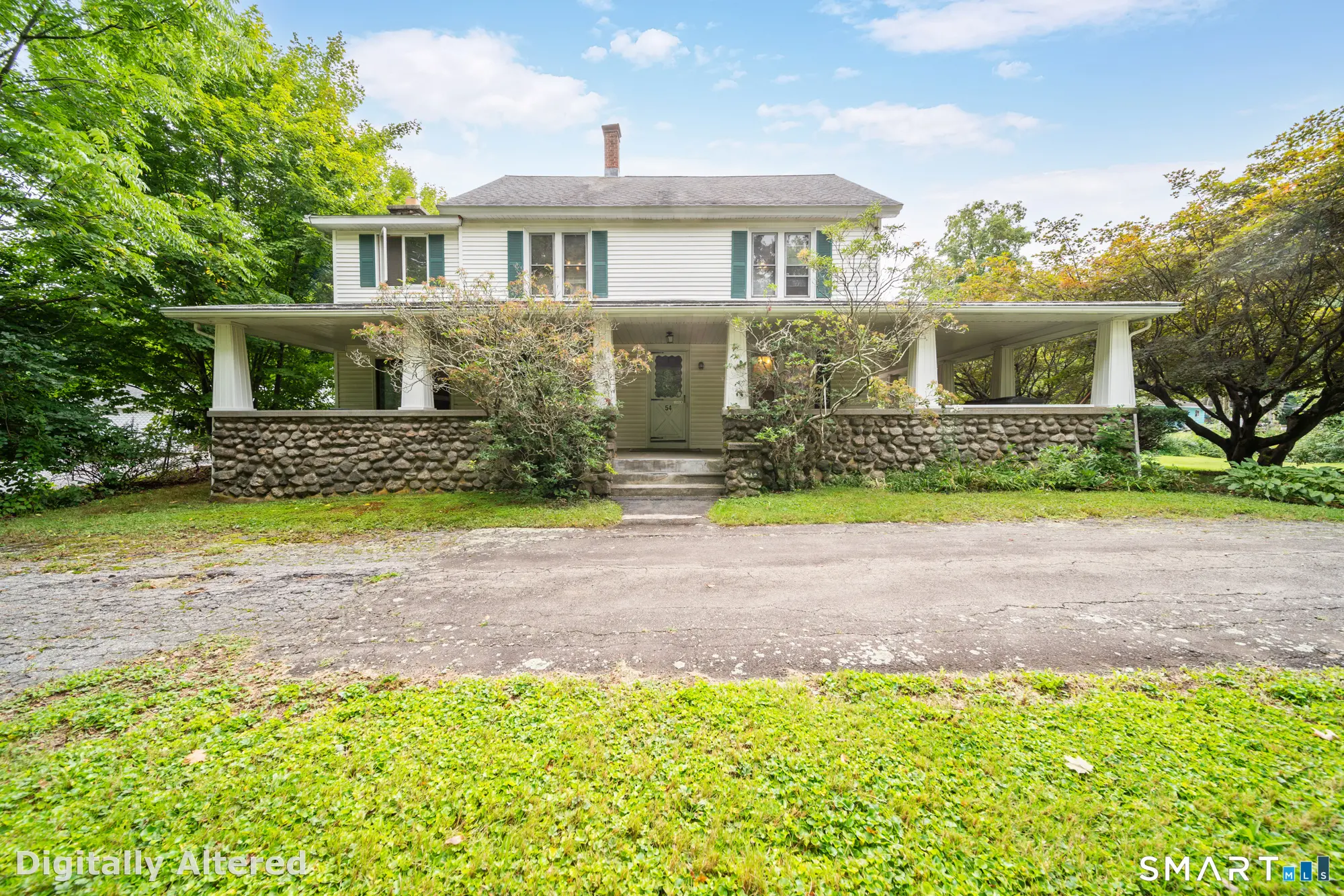 54 Beacon Manor Road, Naugatuck