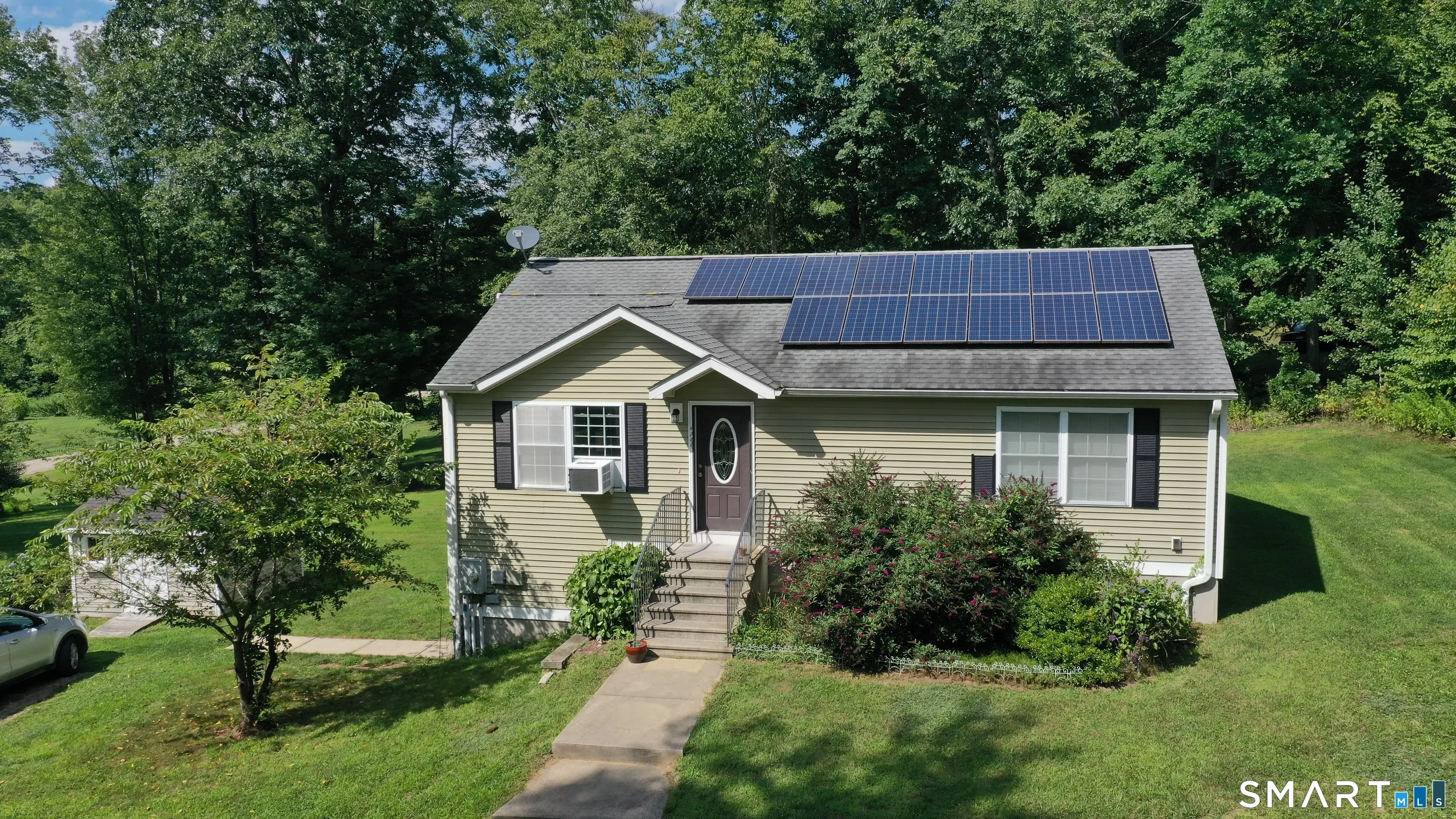 524 Christopher Way, Killingly