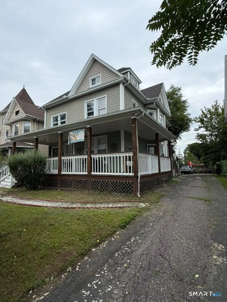 844 Colorado Avenue, Bridgeport