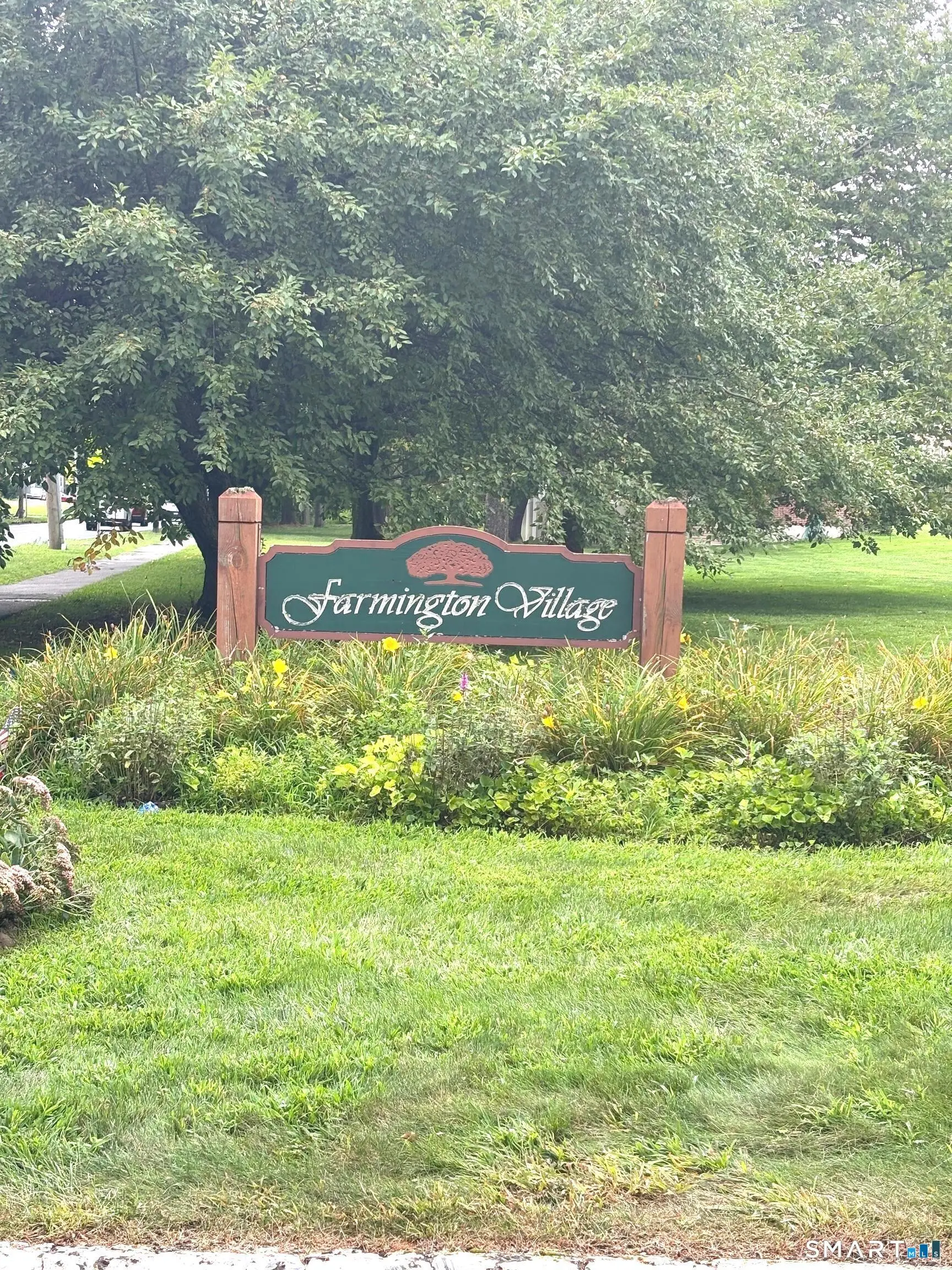 1660 Farmington Avenue 12, Farmington
