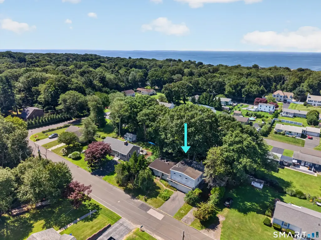 14 Perry Avenue, Waterford