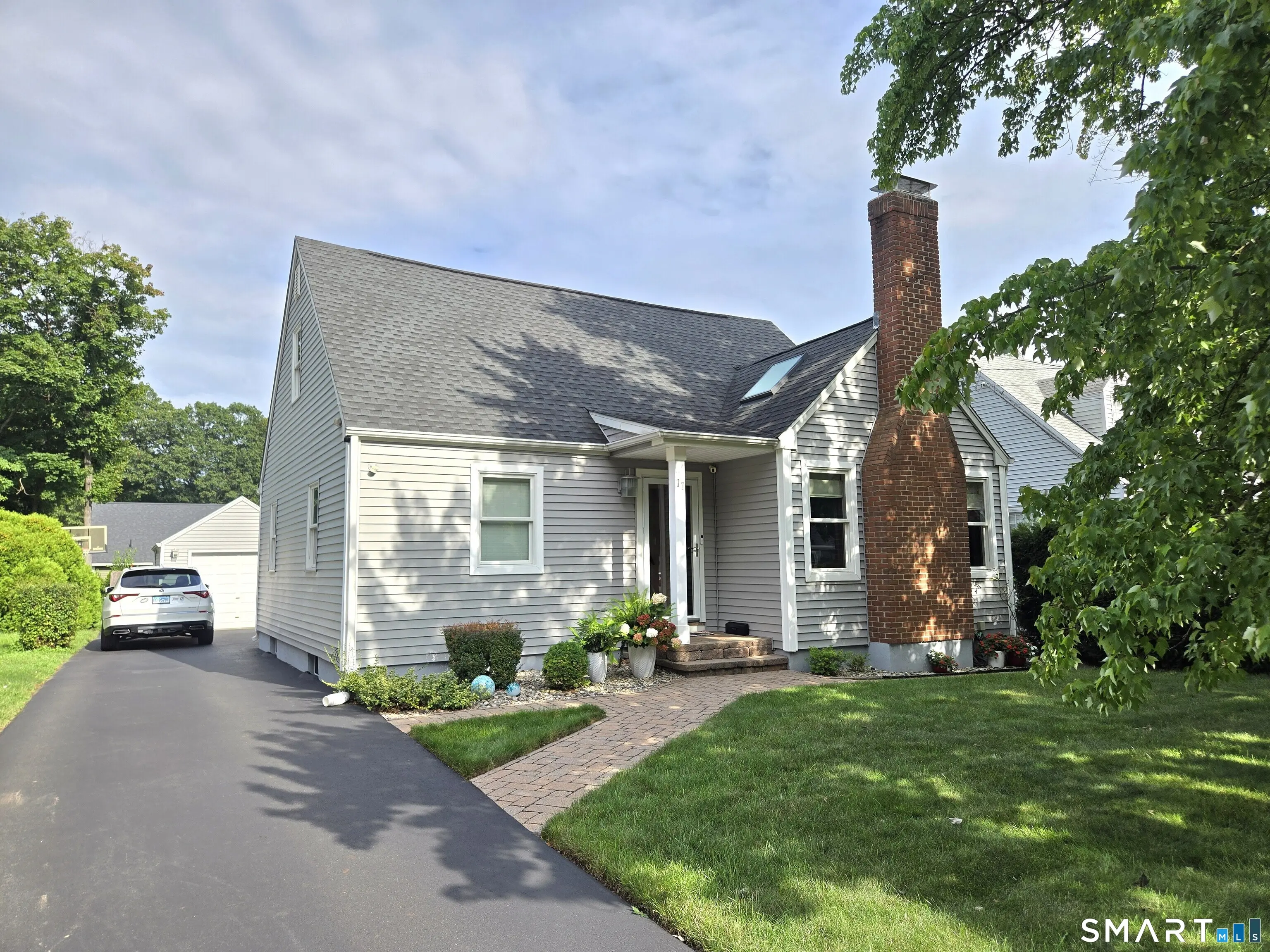 77 Williams Street, Plainville