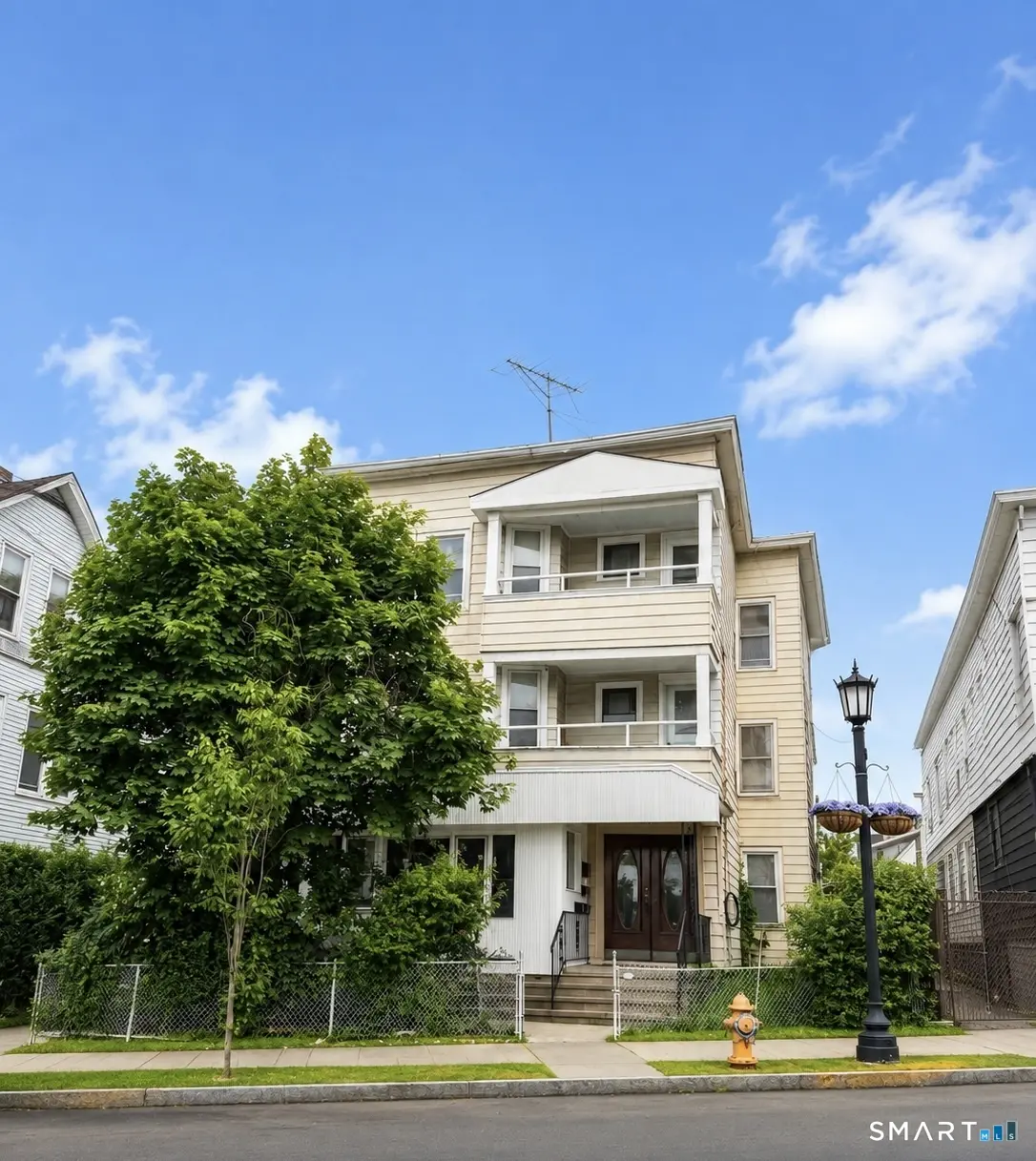 2344 Barnum Avenue, Stratford