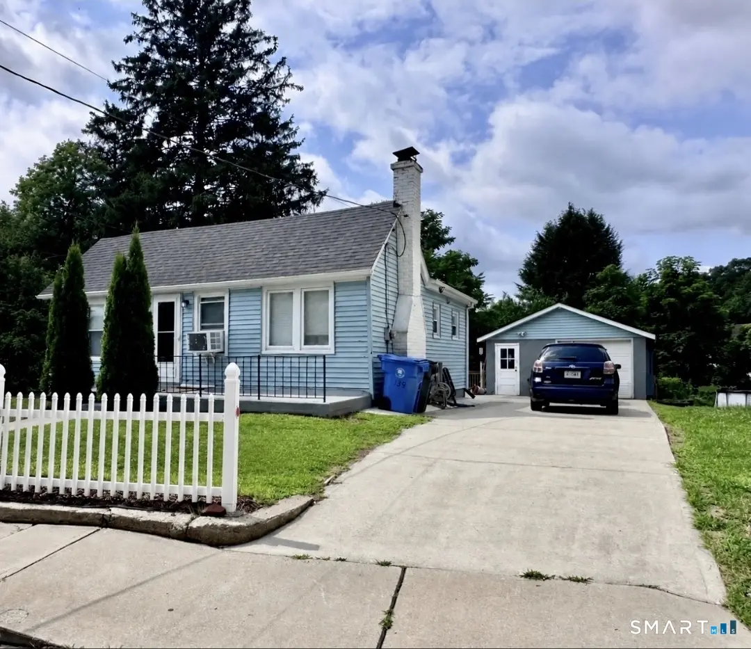 139 Hickory Street, Norwich