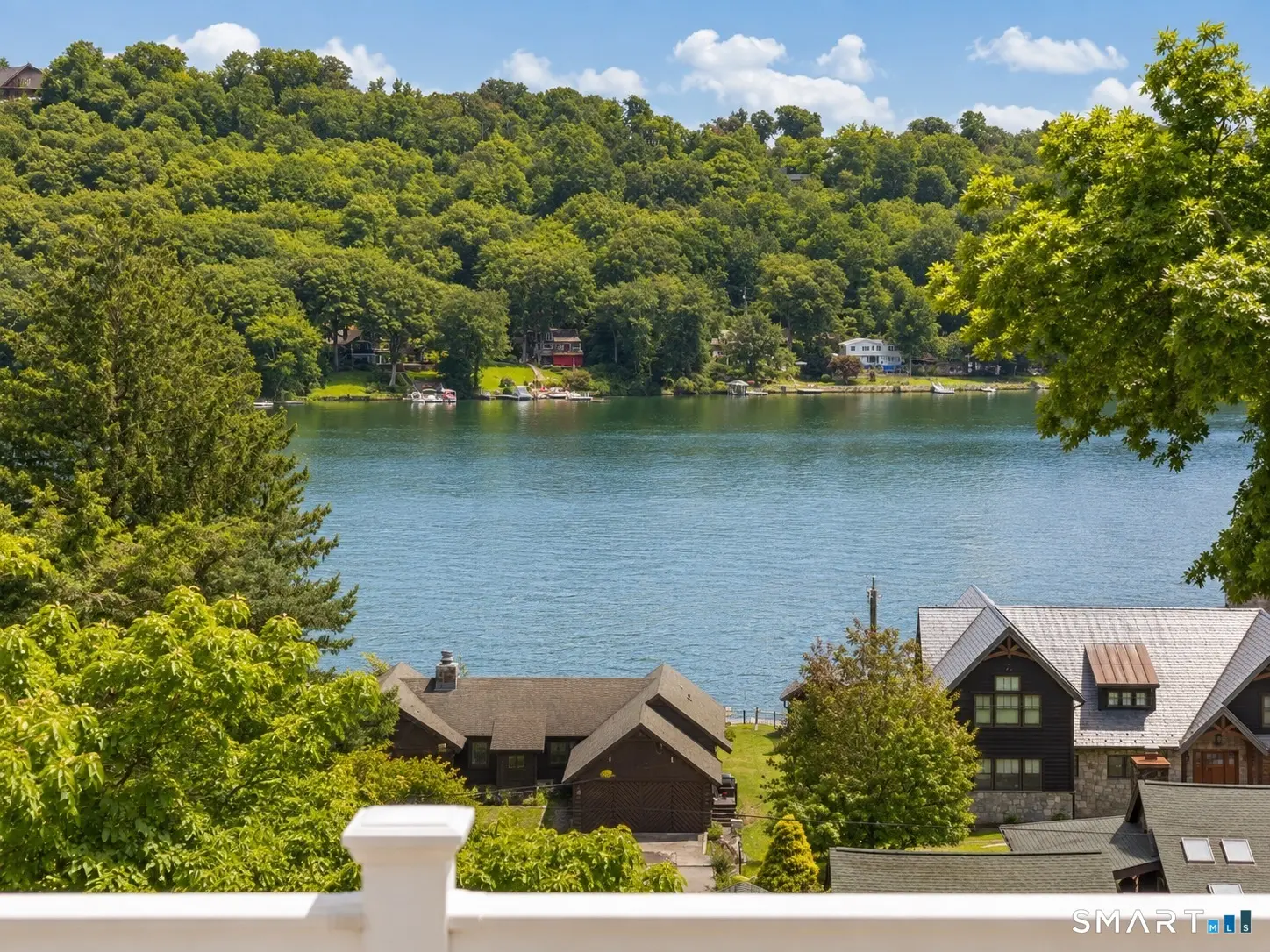 9 Overlook Road, New Fairfield