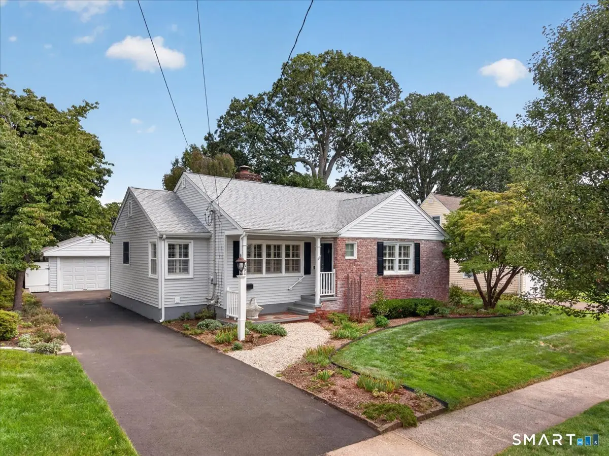 304 Davis Street, Hamden