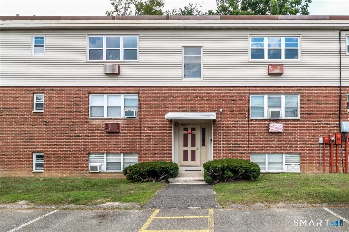 96 Belair Drive 96, New Milford