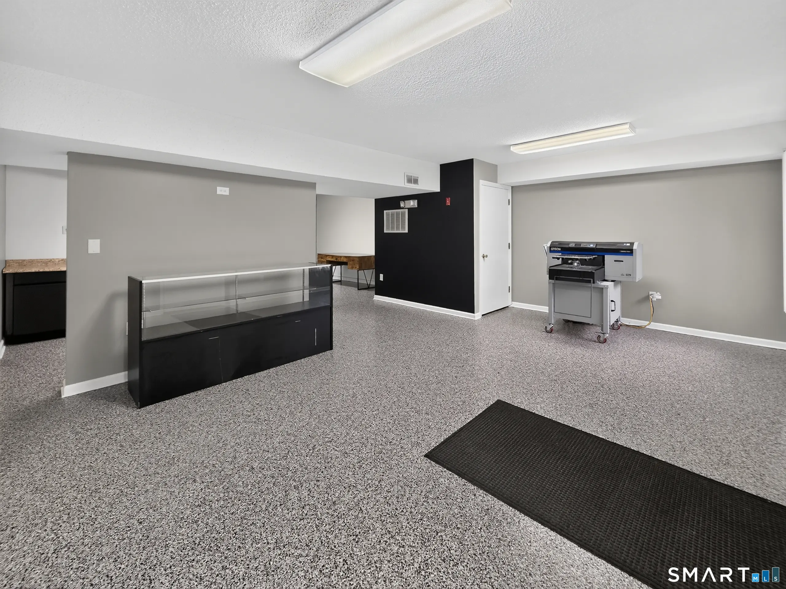 2514 Boston Post Road C9, Guilford