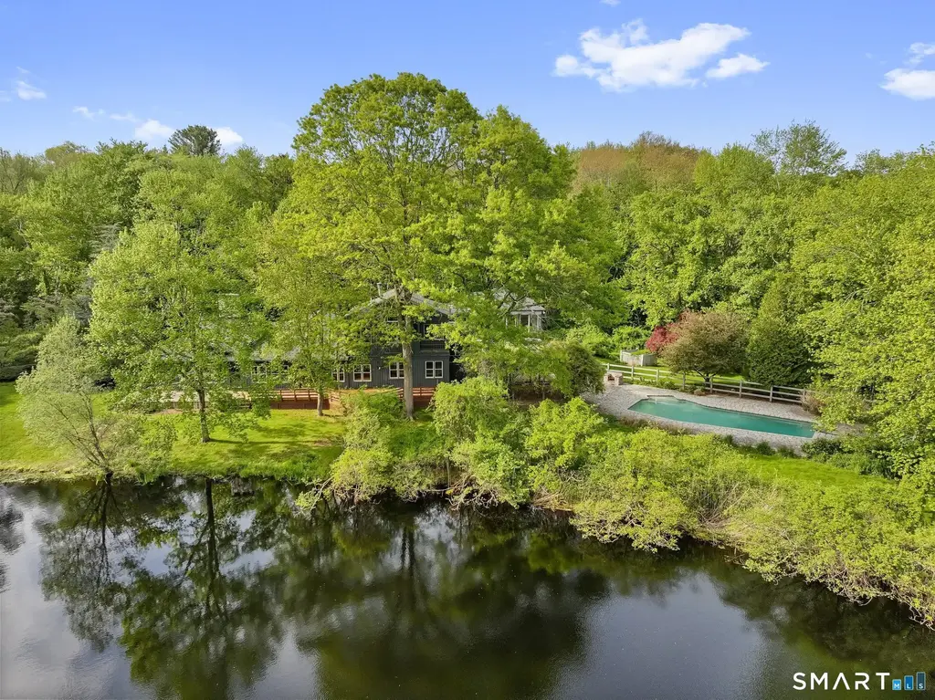 6 Old Orchard Drive, Weston