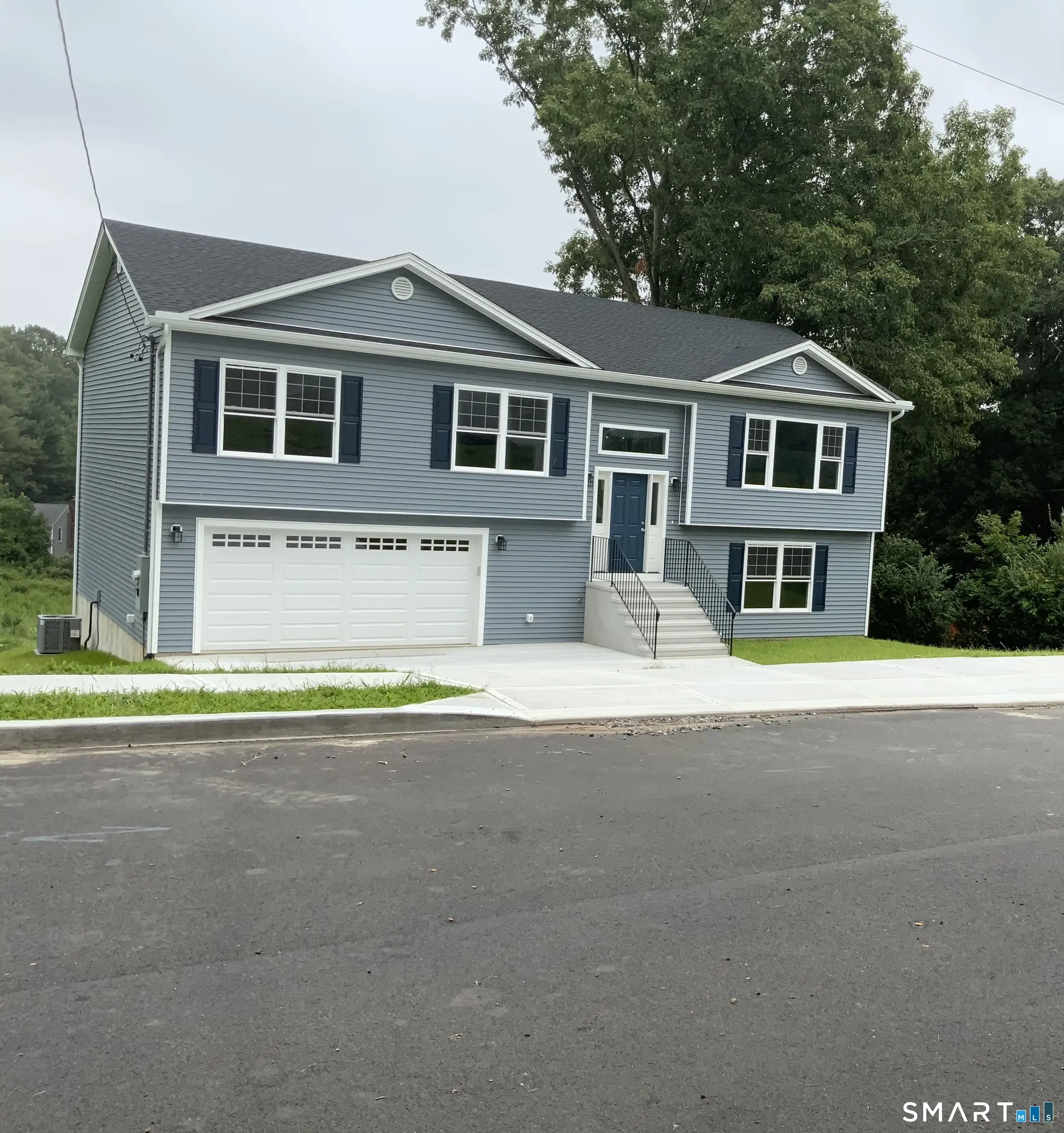 109 Sycaway Street, West Haven