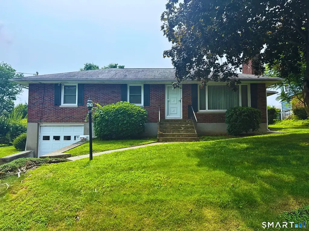 307 Highland Drive, Waterbury