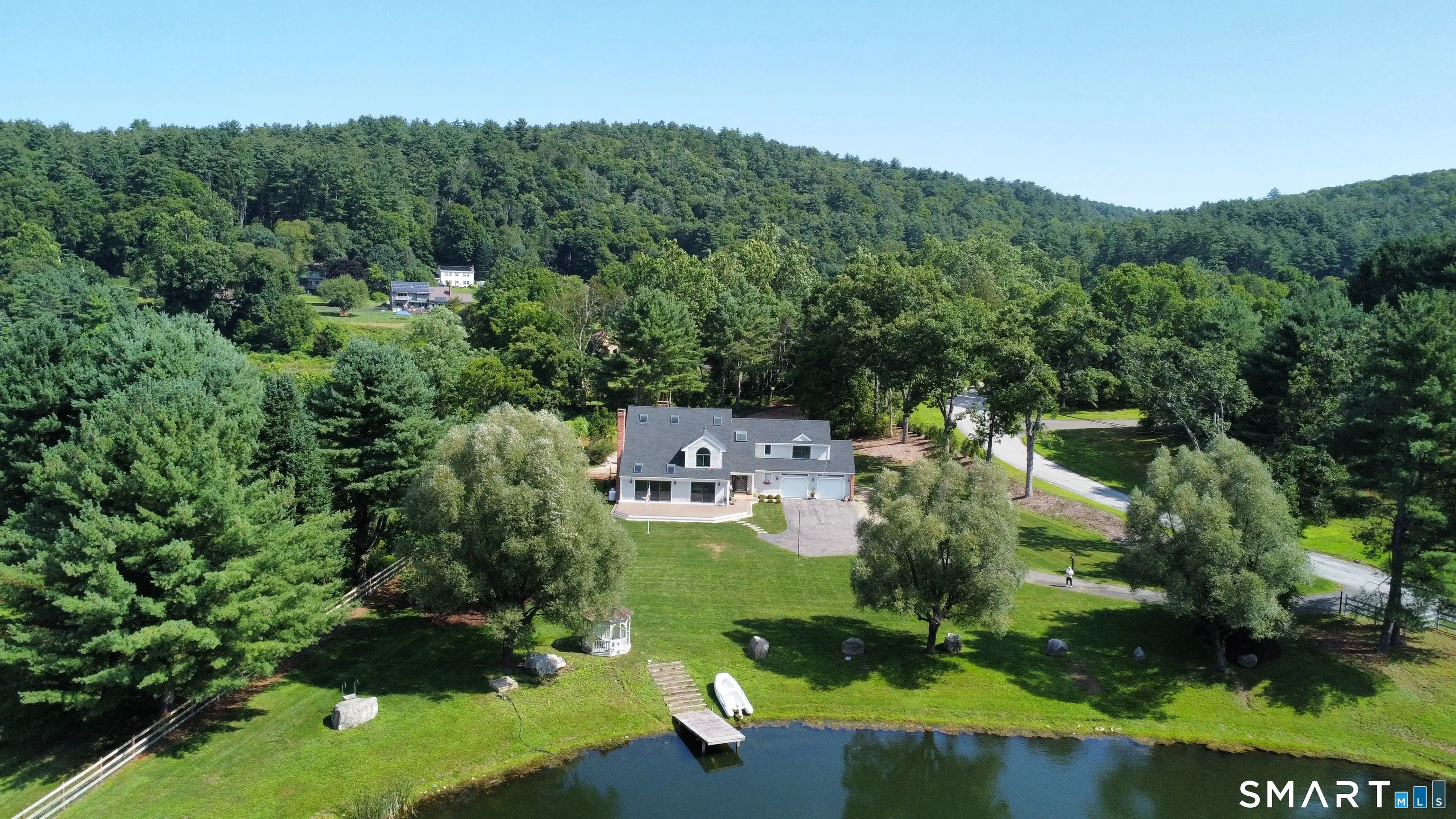 4 Breezy Hill Road, Canton