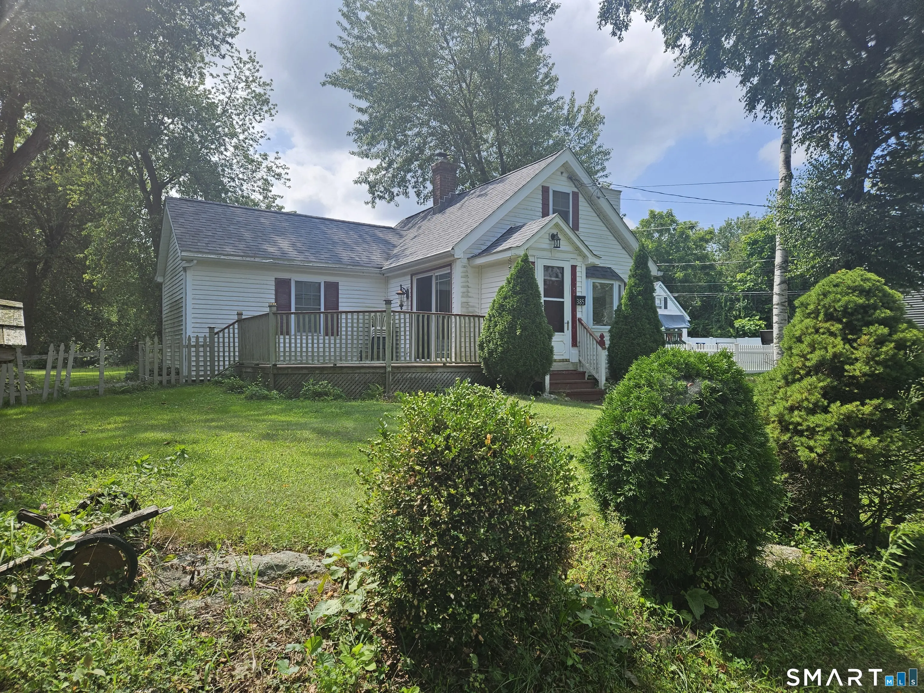 385 Fall Mountain Road, Bristol