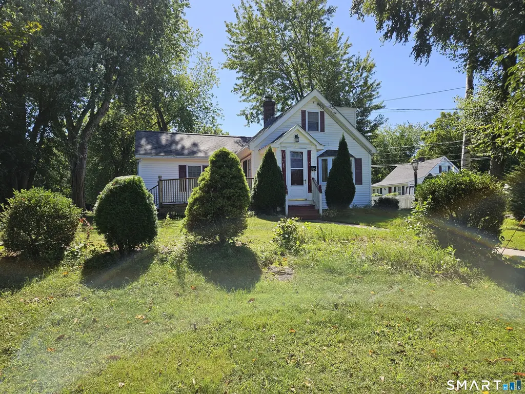 385 Fall Mountain Road, Bristol
