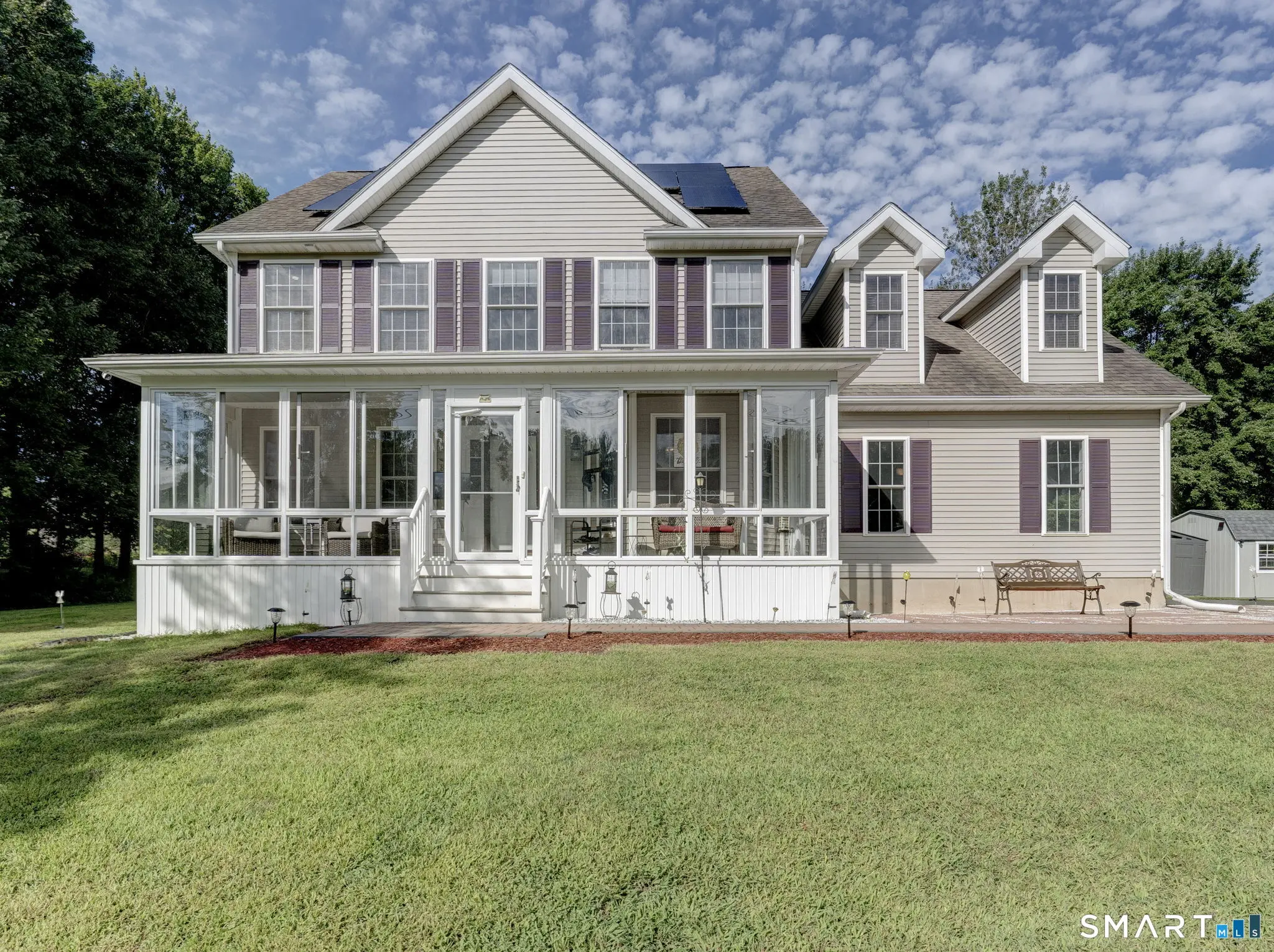 839 Palisado Avenue, Windsor