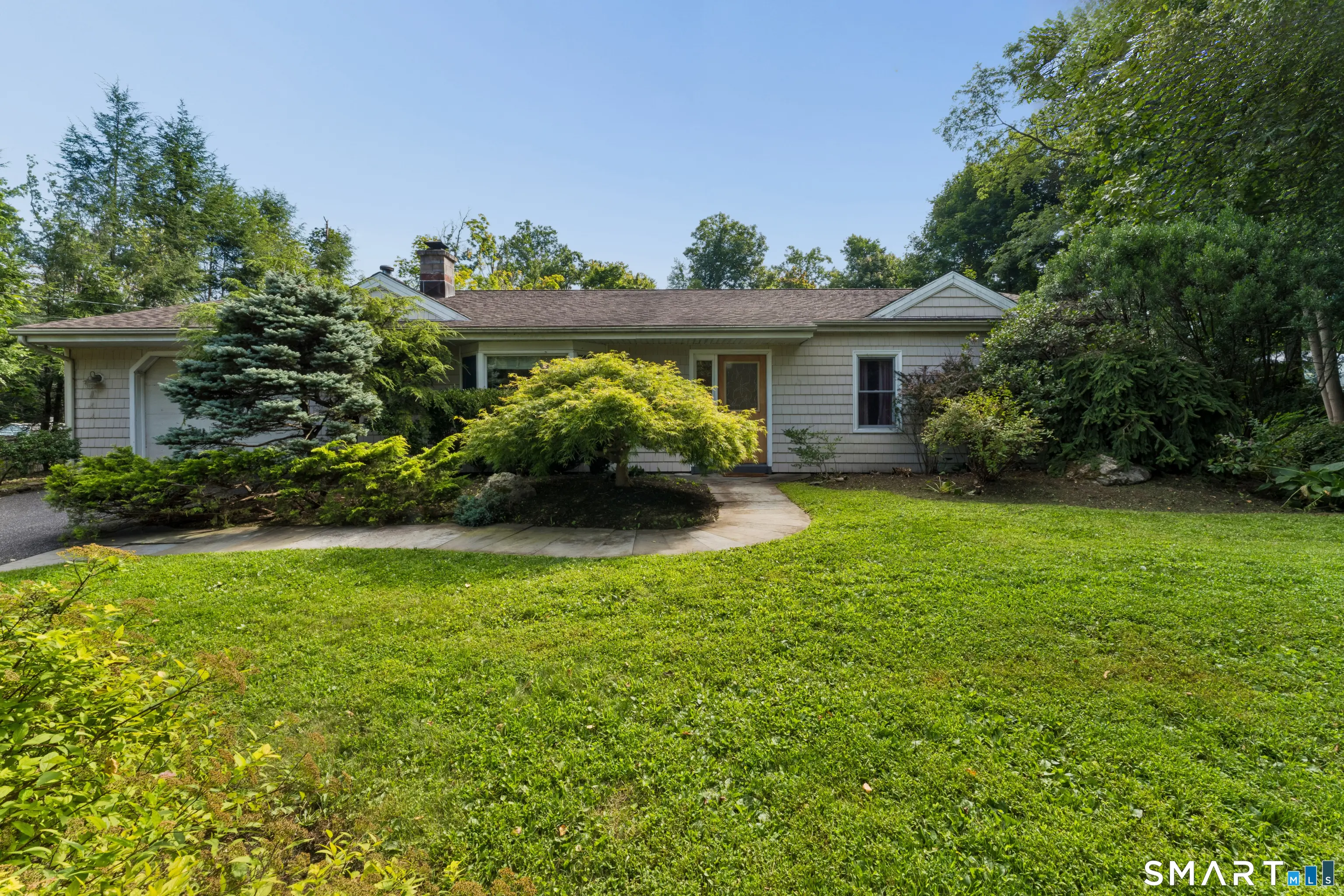 13 Allen Road, Brookfield