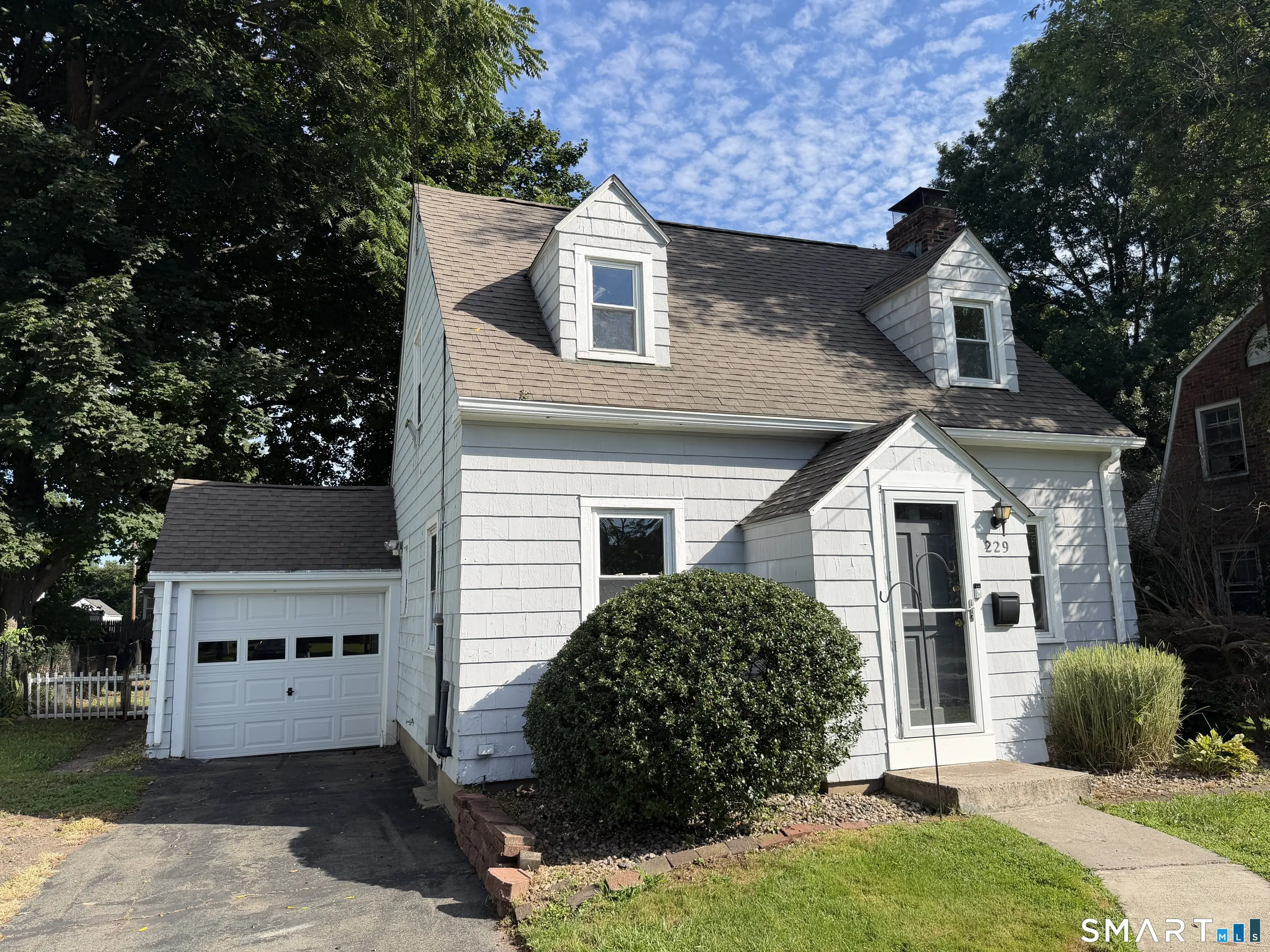 229 Prospect Street, Wethersfield