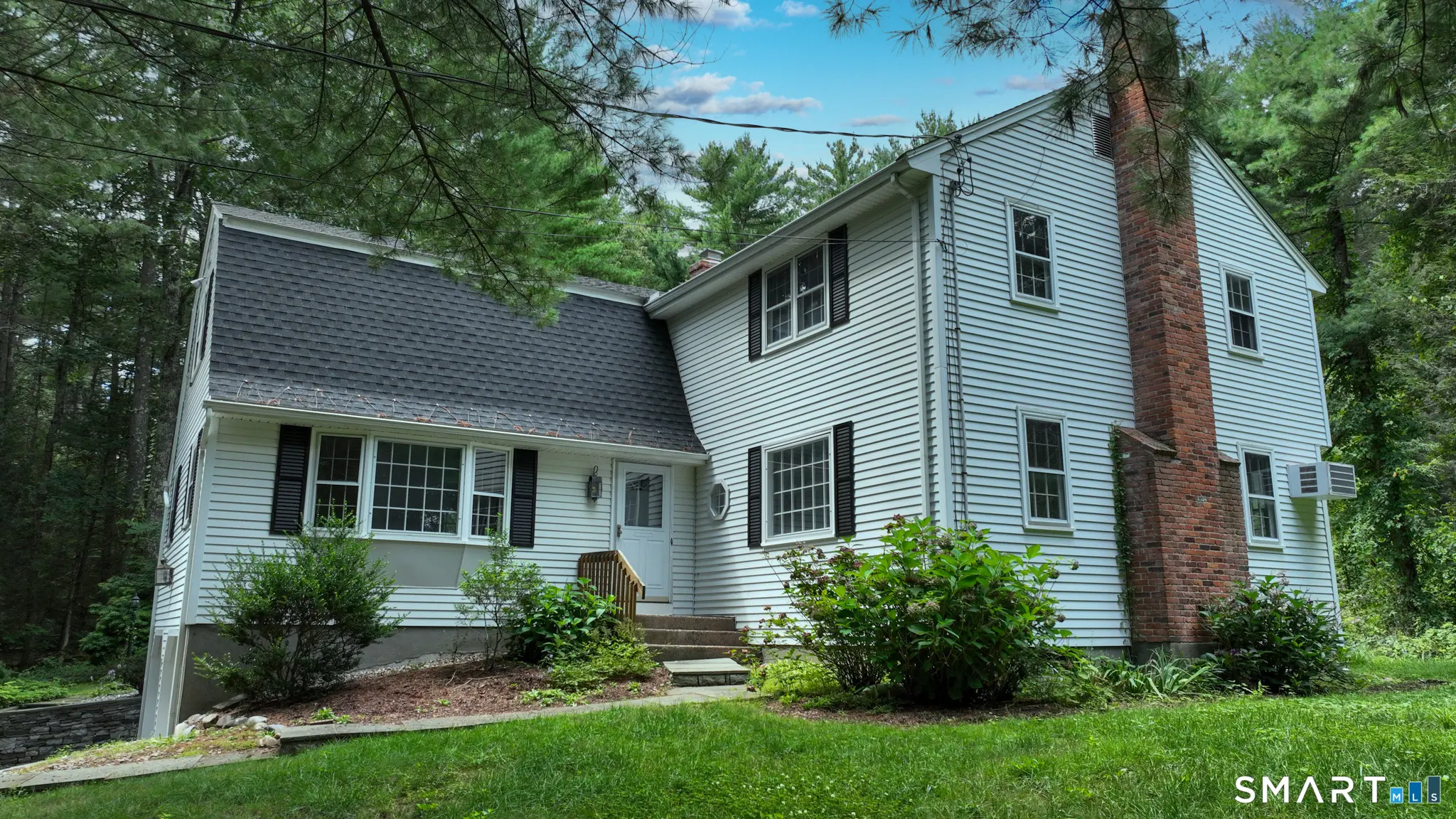 221 Old Farms Road, Simsbury