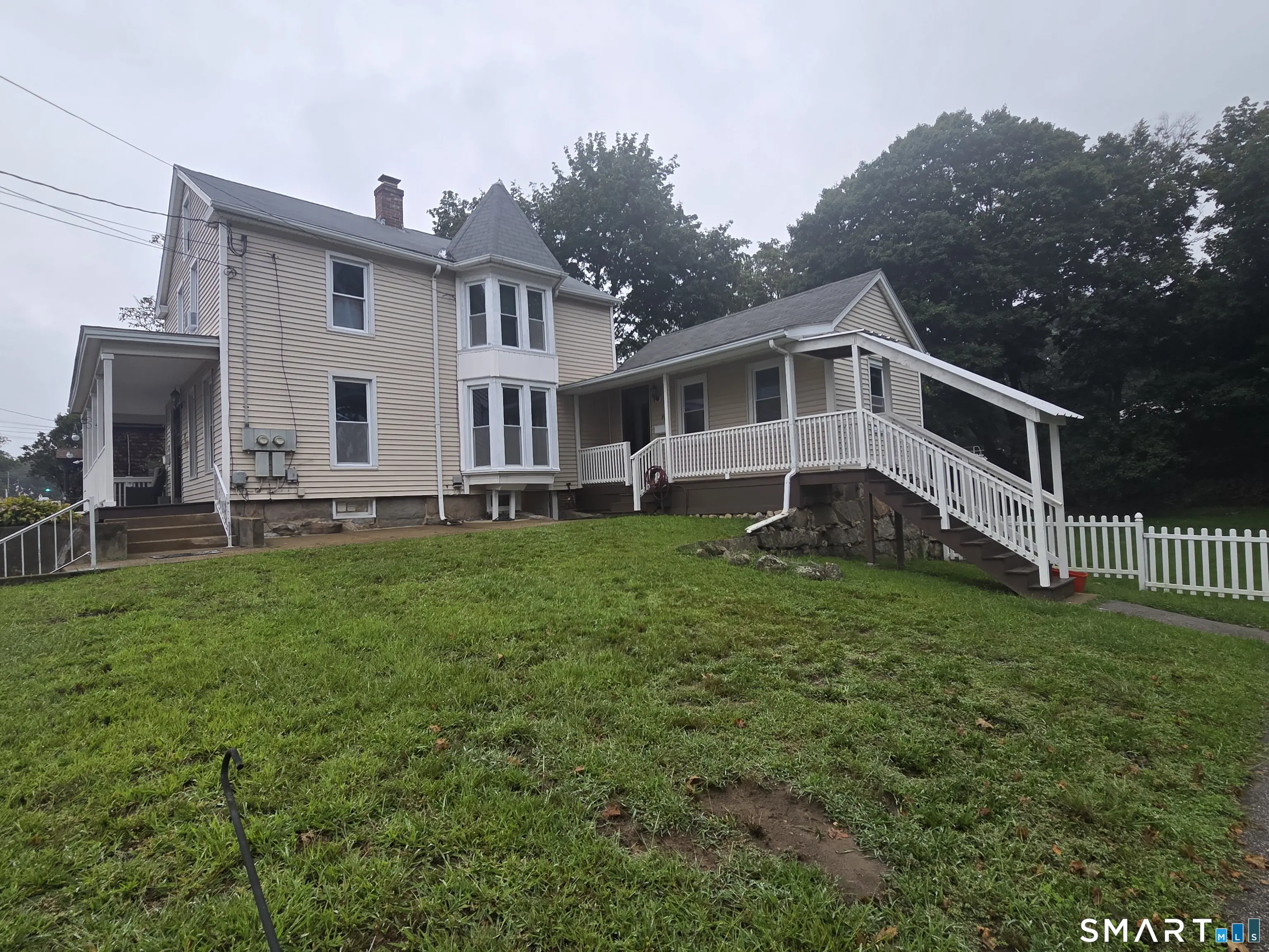 97 Fairview Avenue, Groton