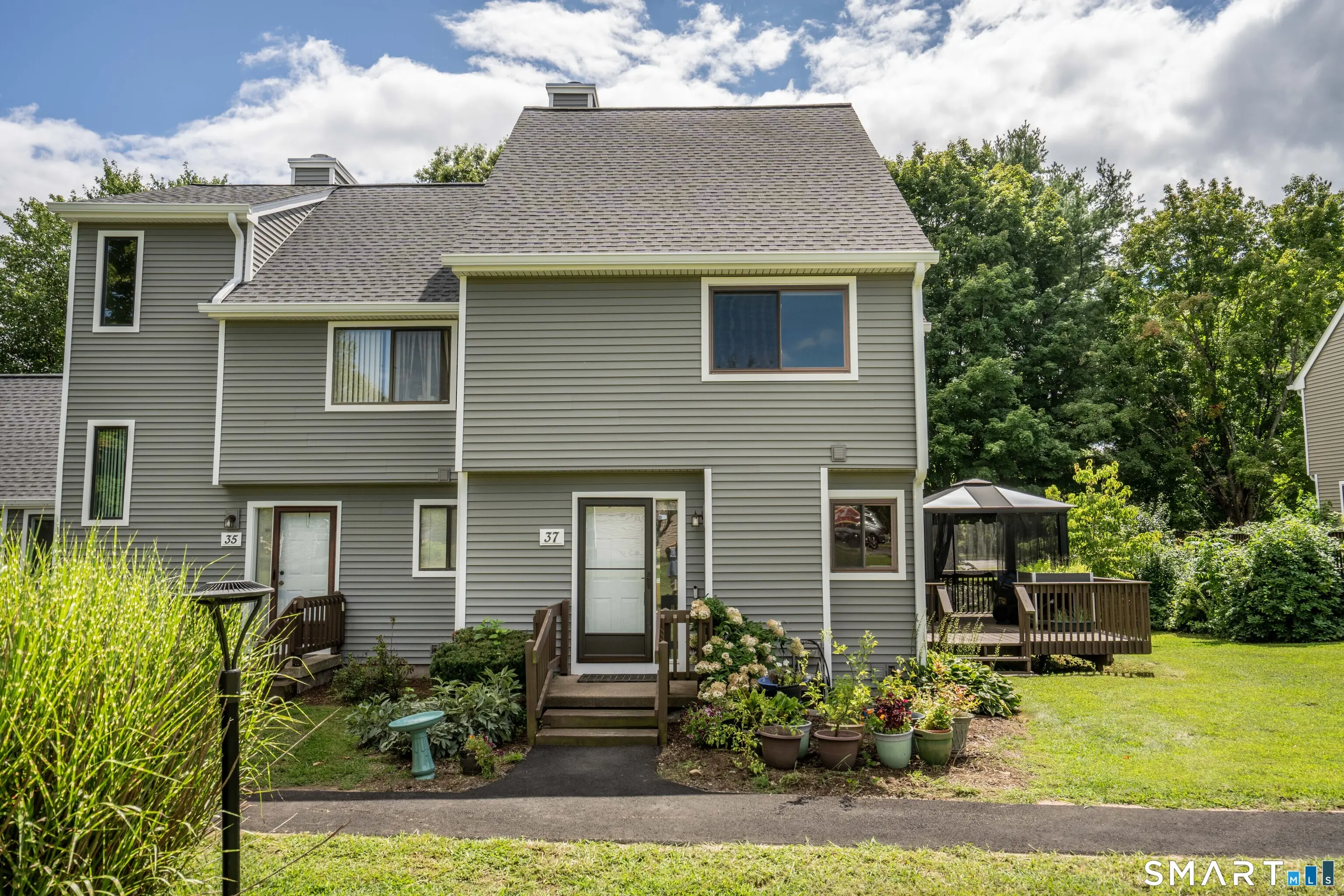 37 Reed Court 37, Bloomfield