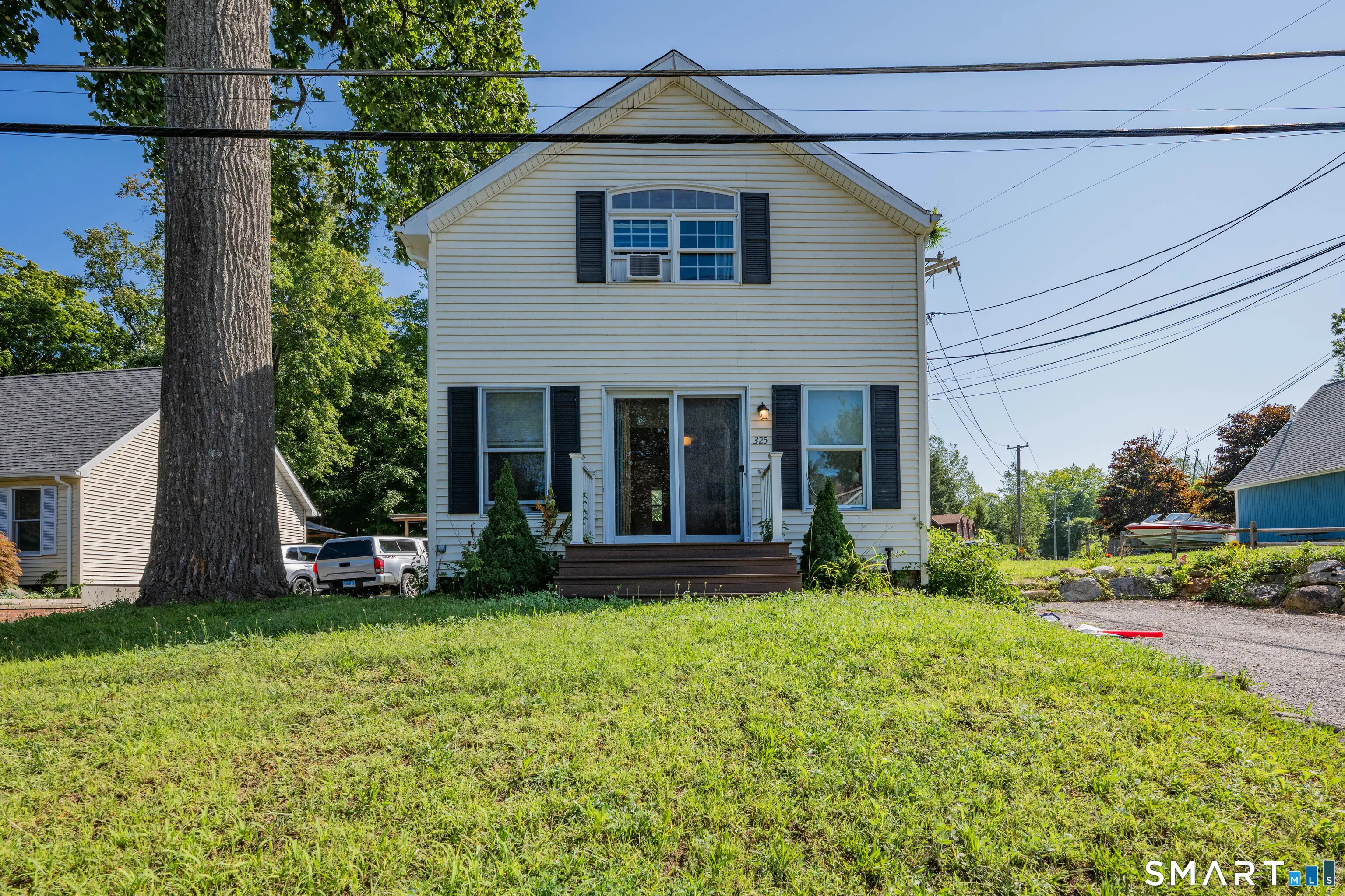 325 East Wakefield Boulevard, Winchester