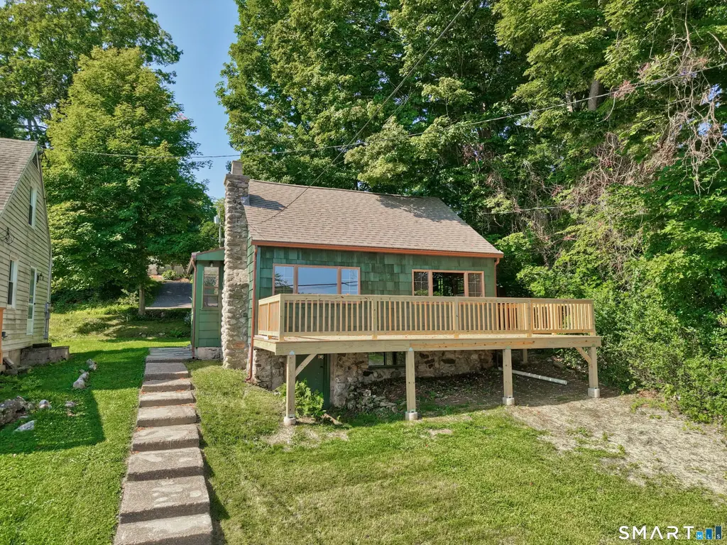 349 Lake Plymouth Boulevard, Plymouth