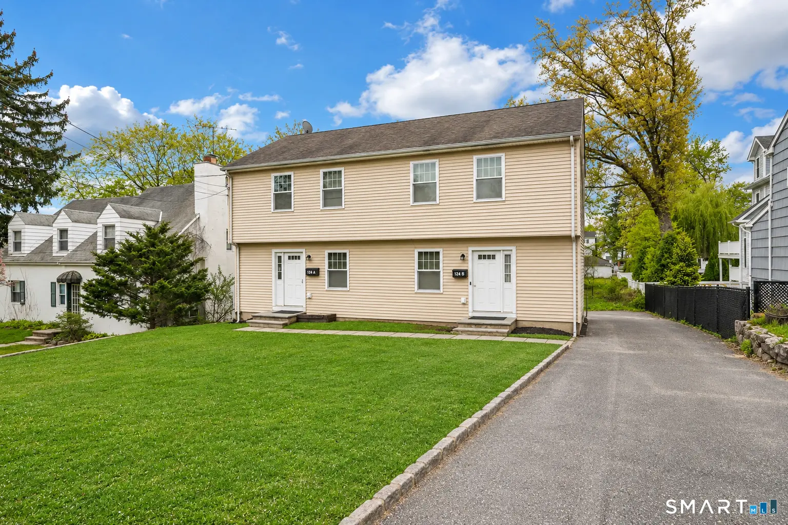 124 Pine Hill Avenue, Stamford