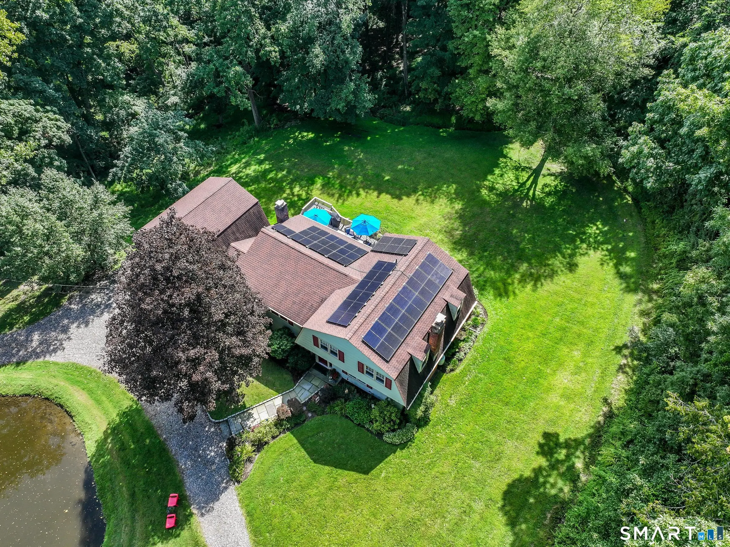 52 Tower Road, Brookfield