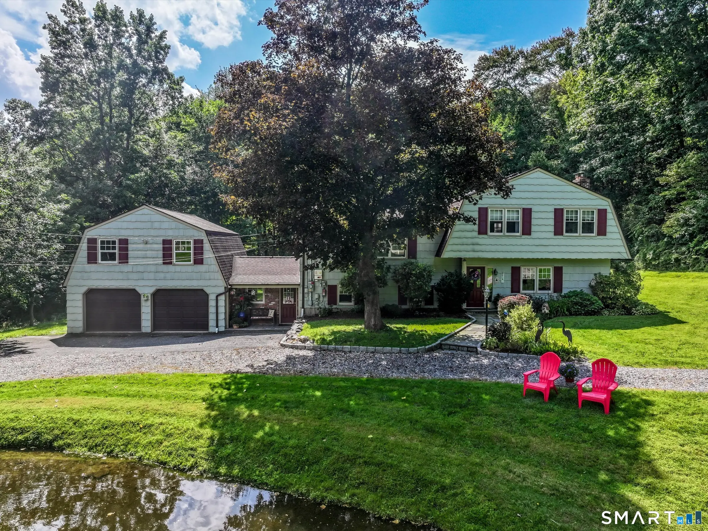 52 Tower Road, Brookfield