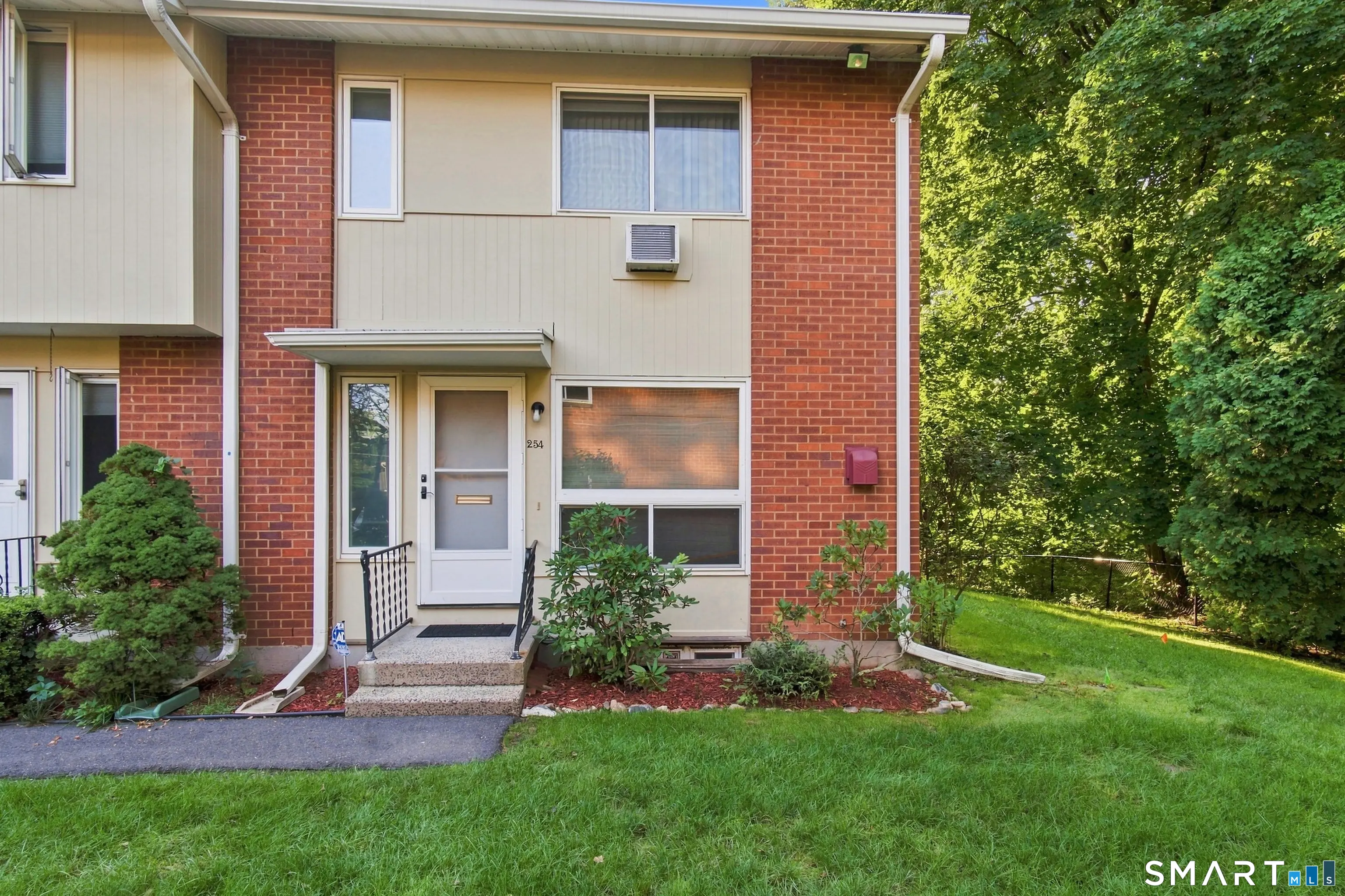 254 Centerbrook Road 254, Hamden