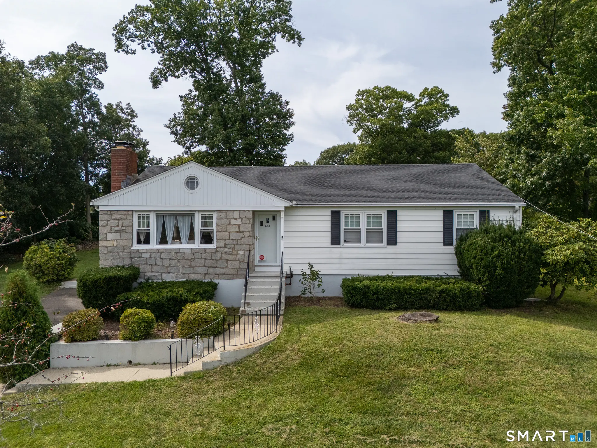 108 Pleasant Avenue, East Haven