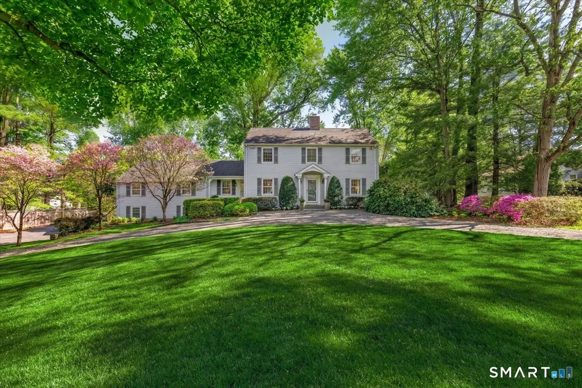12 Norholt Drive, New Canaan