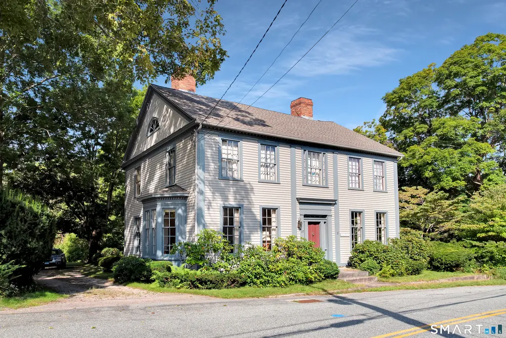 37 Main Street, North Stonington