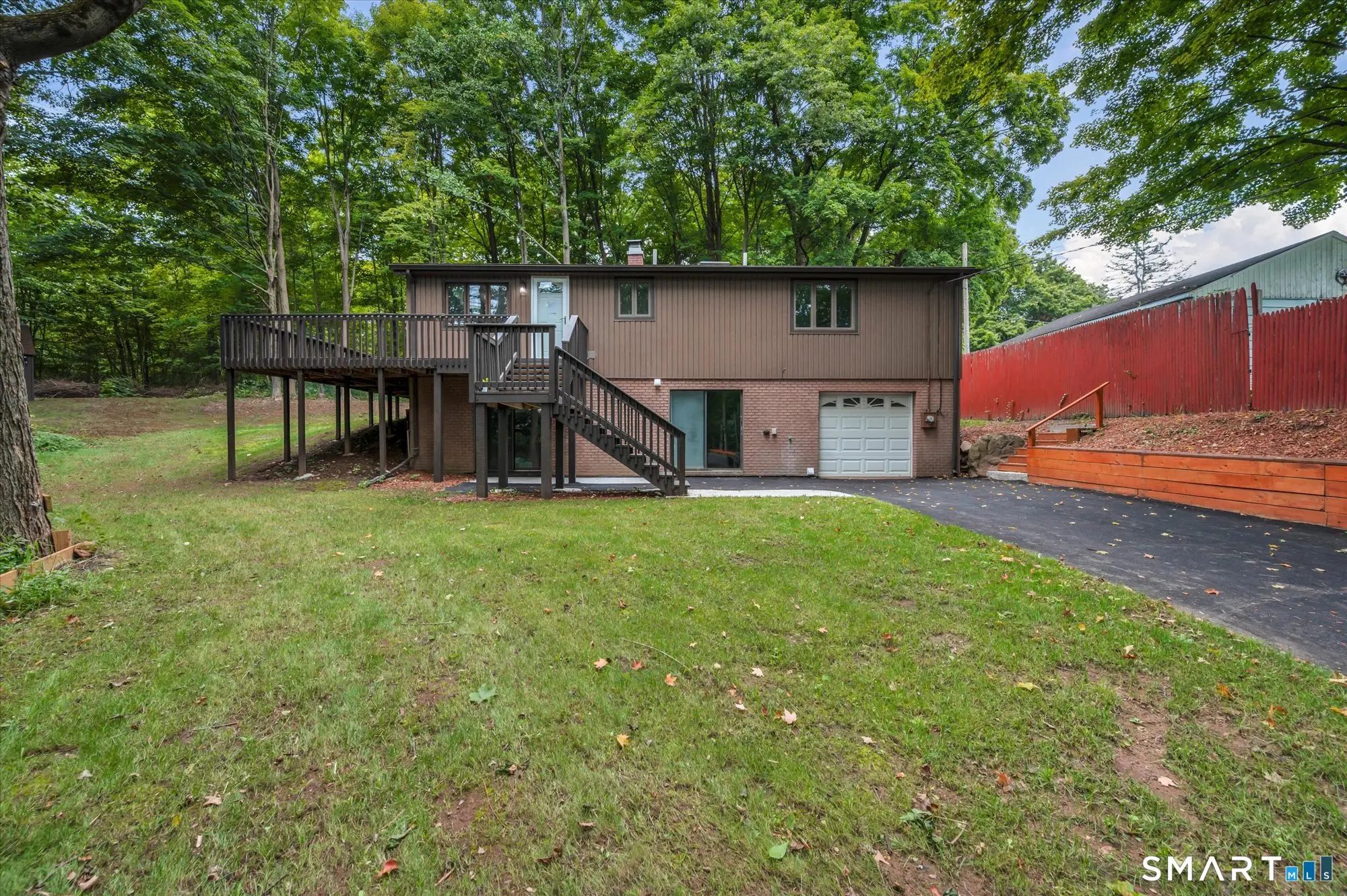 19 Smithfield Avenue, Meriden
